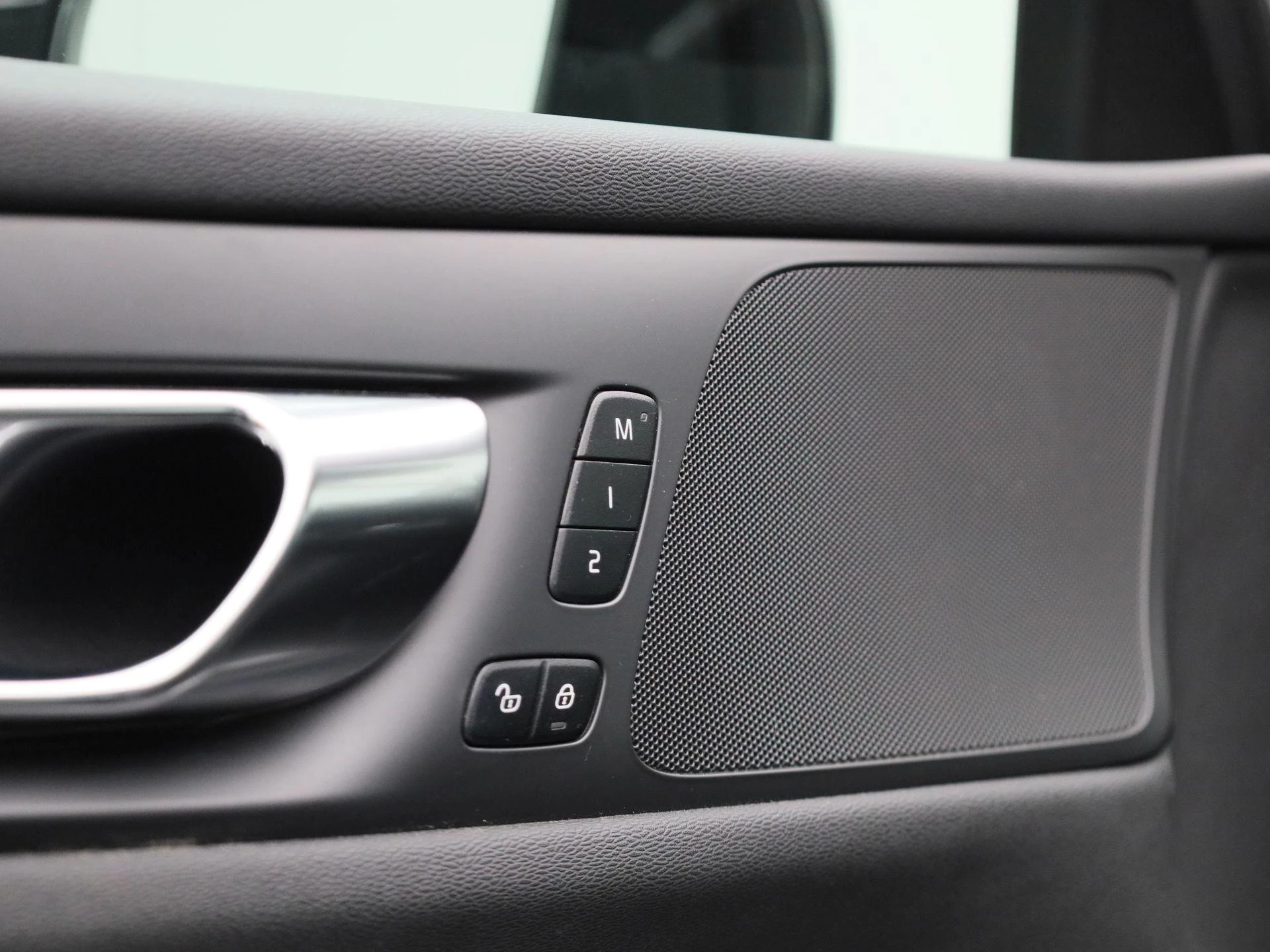 Volvo V60 2.0 T6 Recharge AWD Inscription