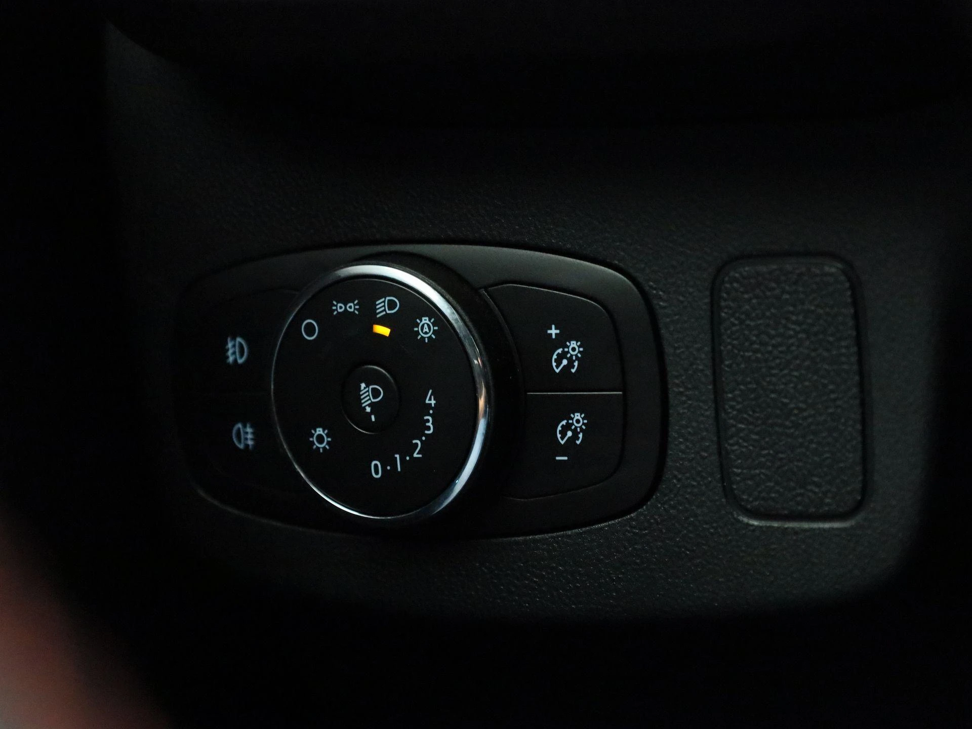 Ford-Puma-image-22