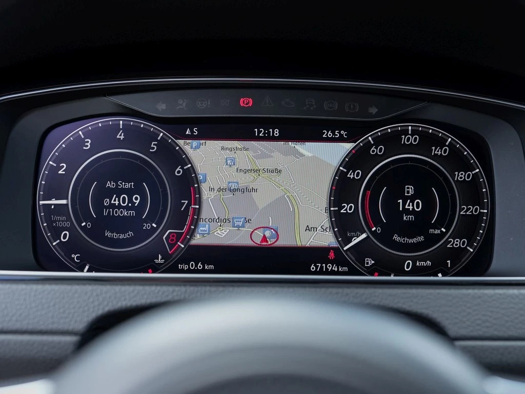Volkswagen Golf 2.0 TSI GTI Performance 6-Gang Getriebe *LED*Navi*ACC*DYNAUDIO-Sound*DAB*Digi-Cockpit*18"Alufle