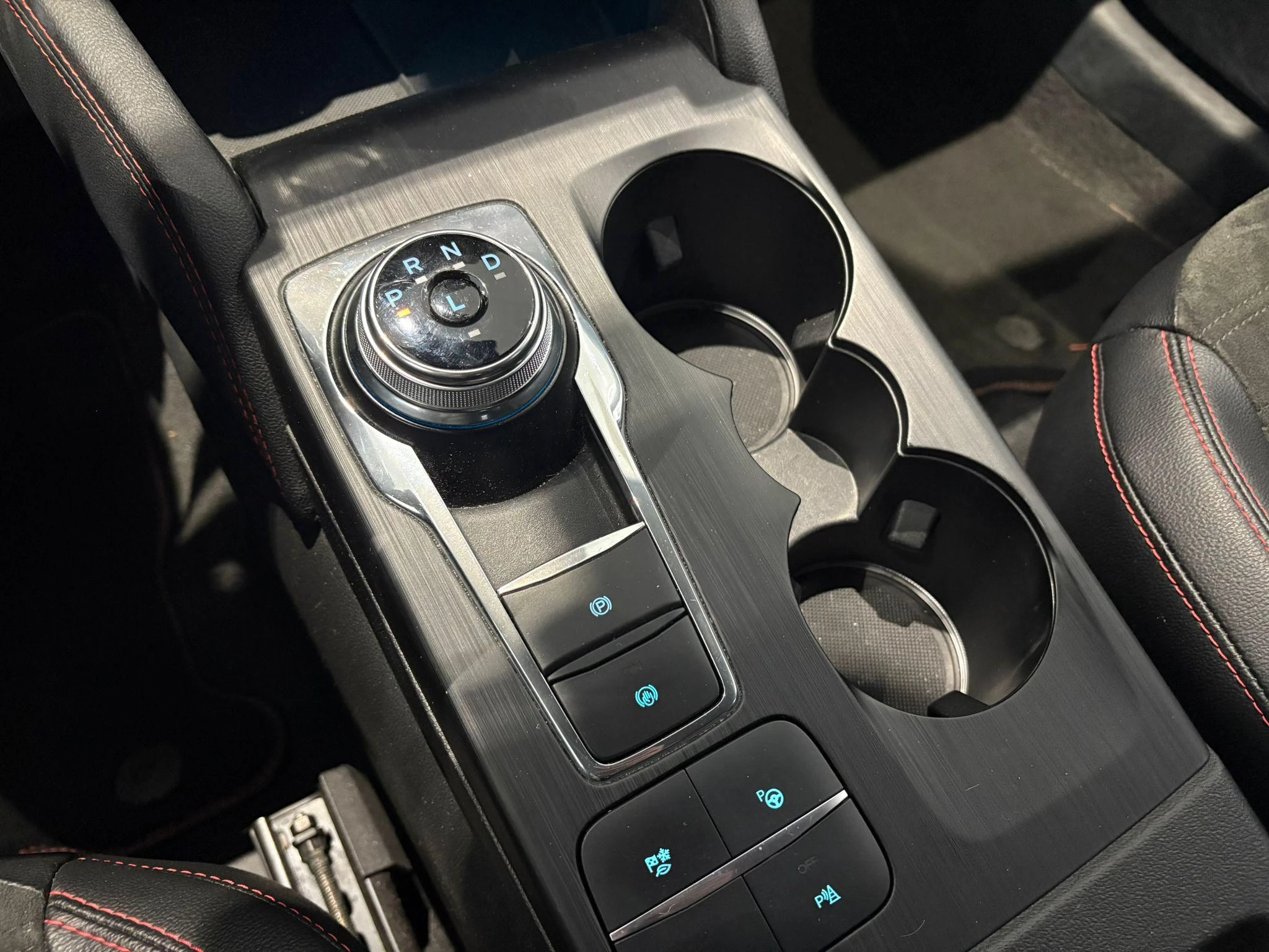 Ford-Kuga-image-23