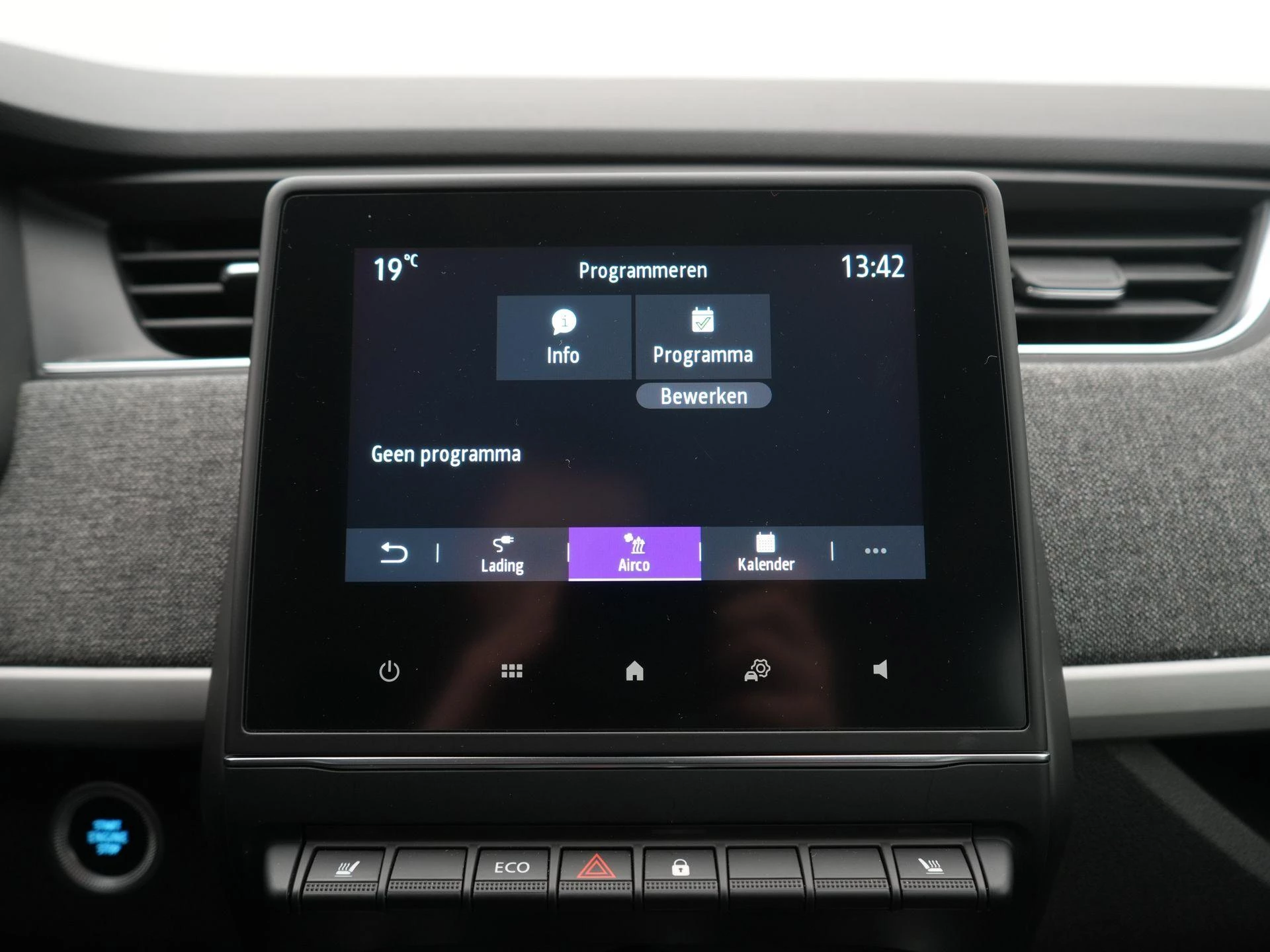 Renault-ZOE-image-15