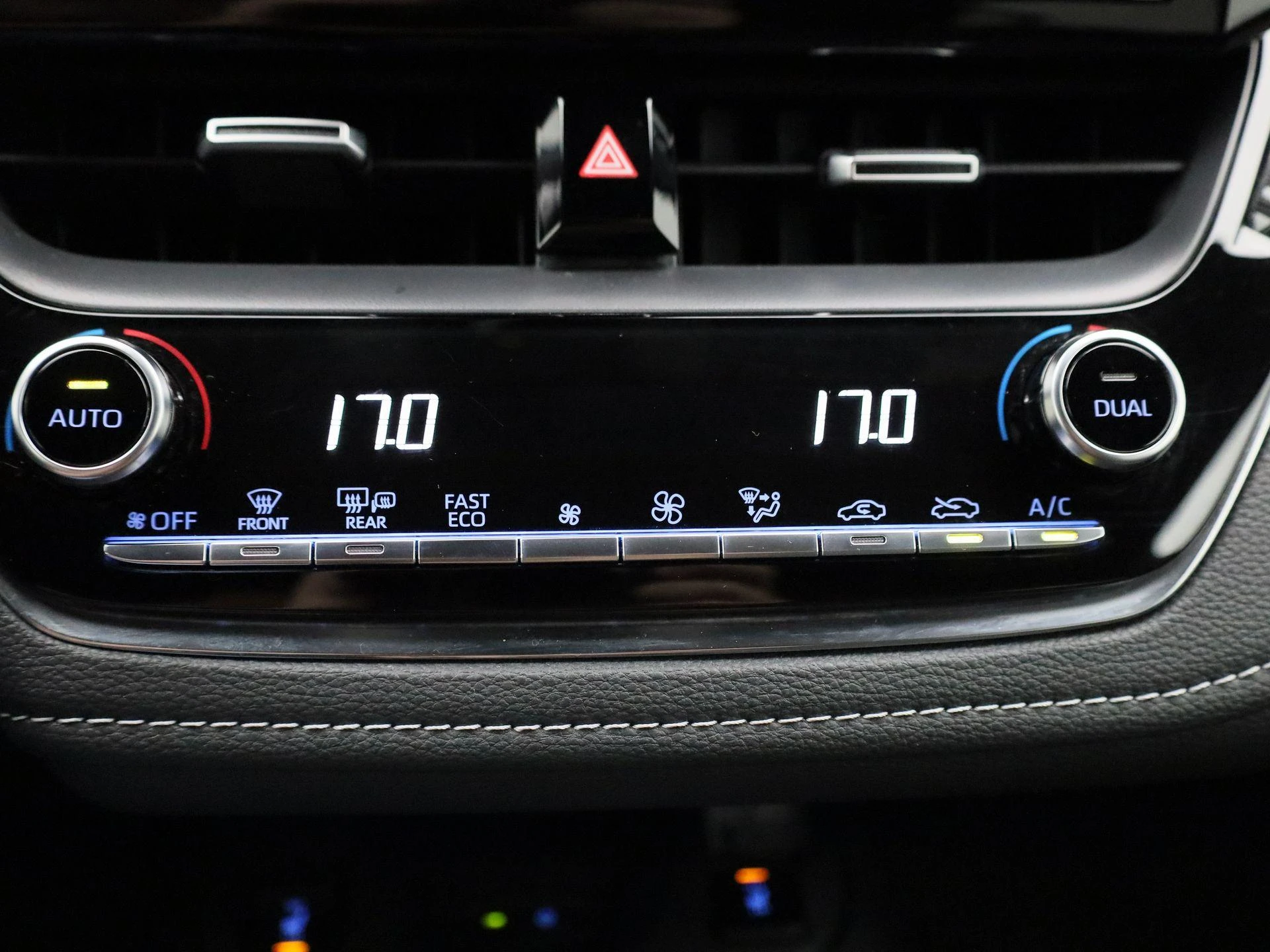 Toyota Corolla 1.8 Hybrid Business Plus