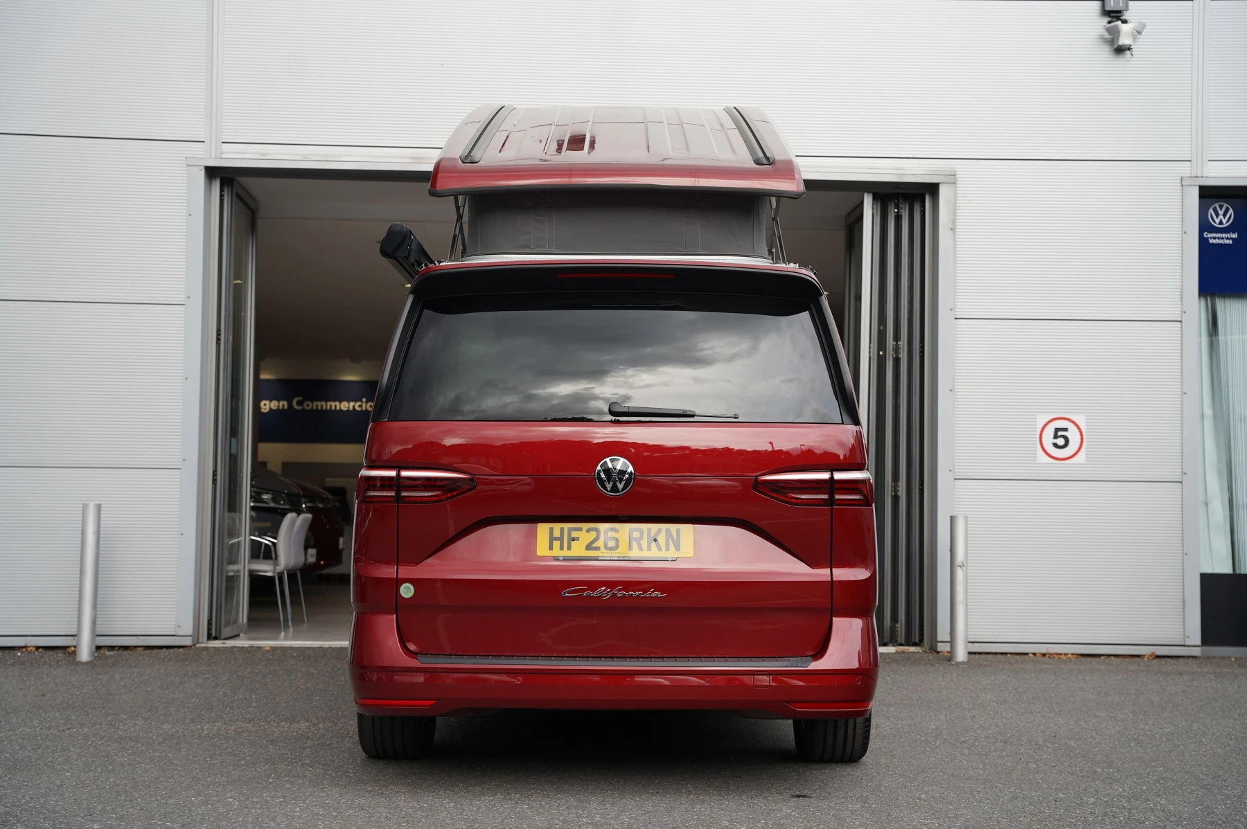 Volkswagen-California-image-14
