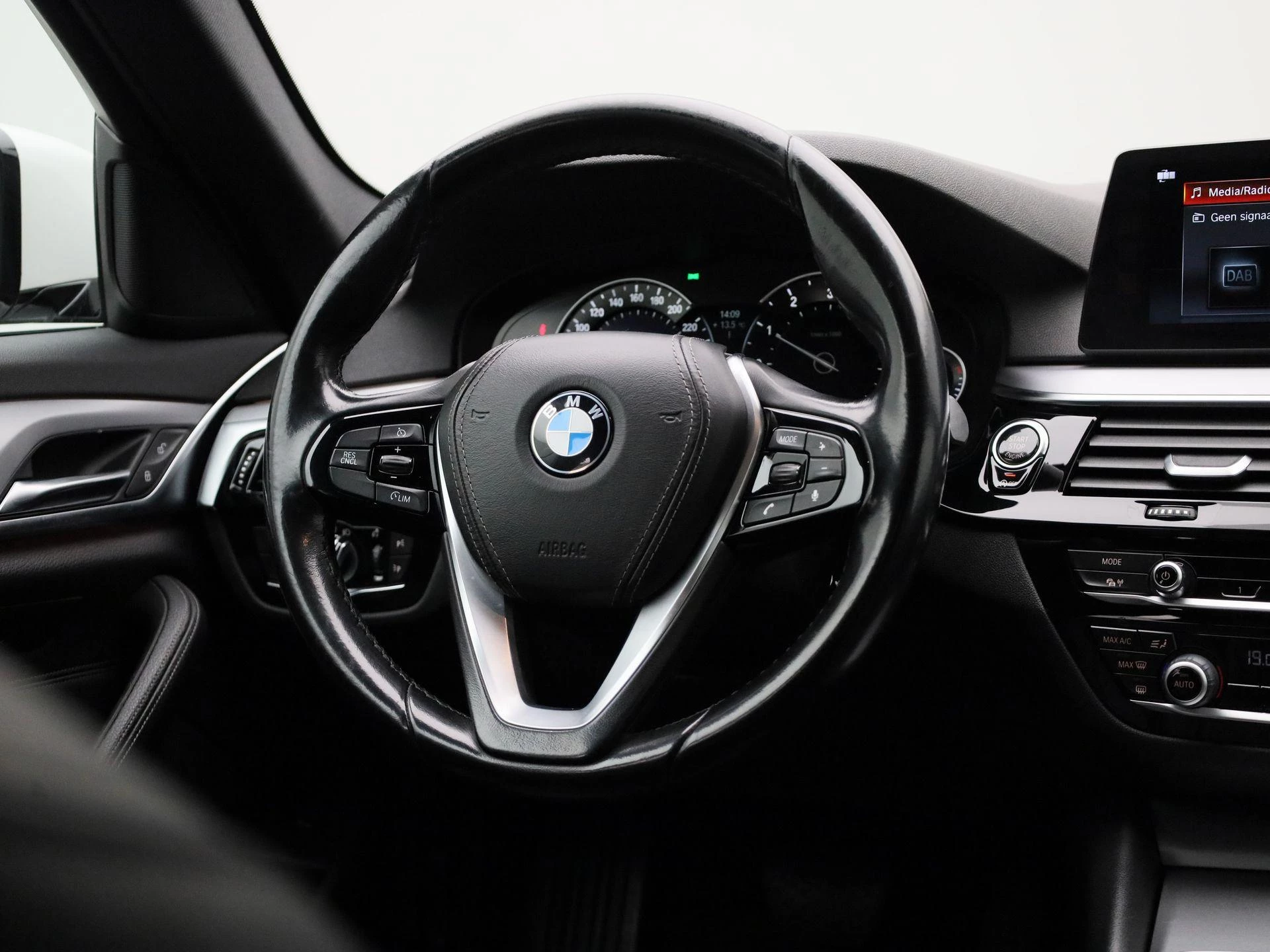 BMW 5 Serie 520i High Executive