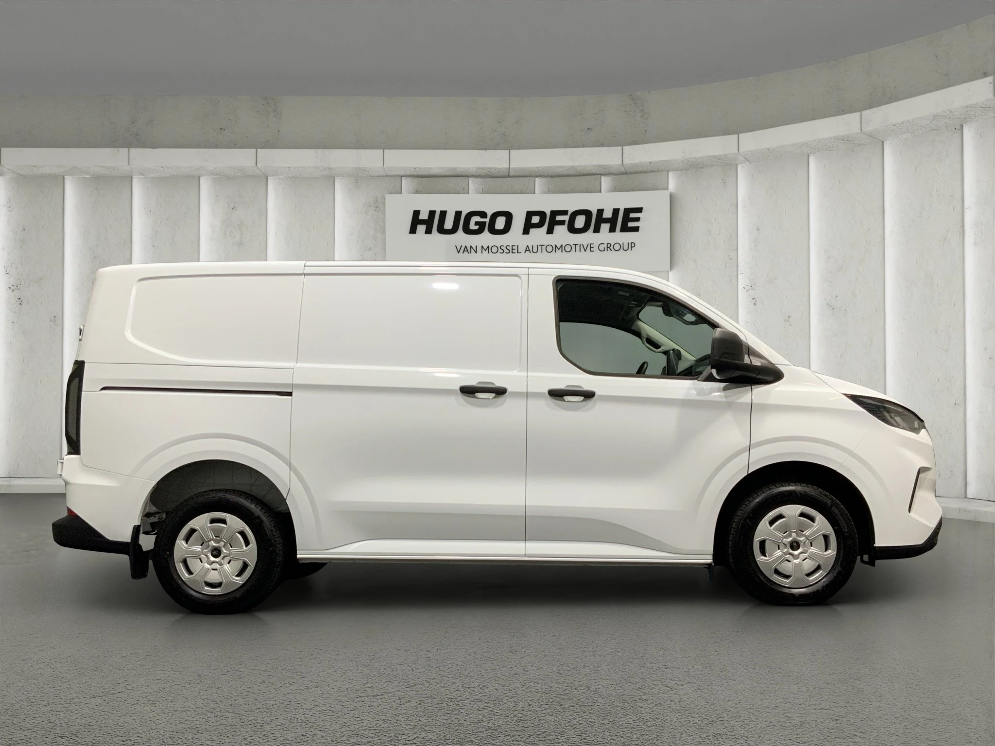 Ford-Transit Custom-image-5