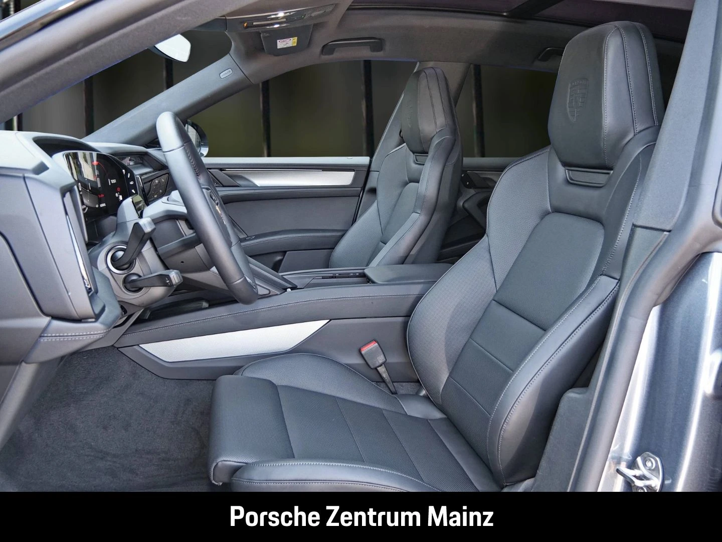 Porsche-Cayenne-image-17