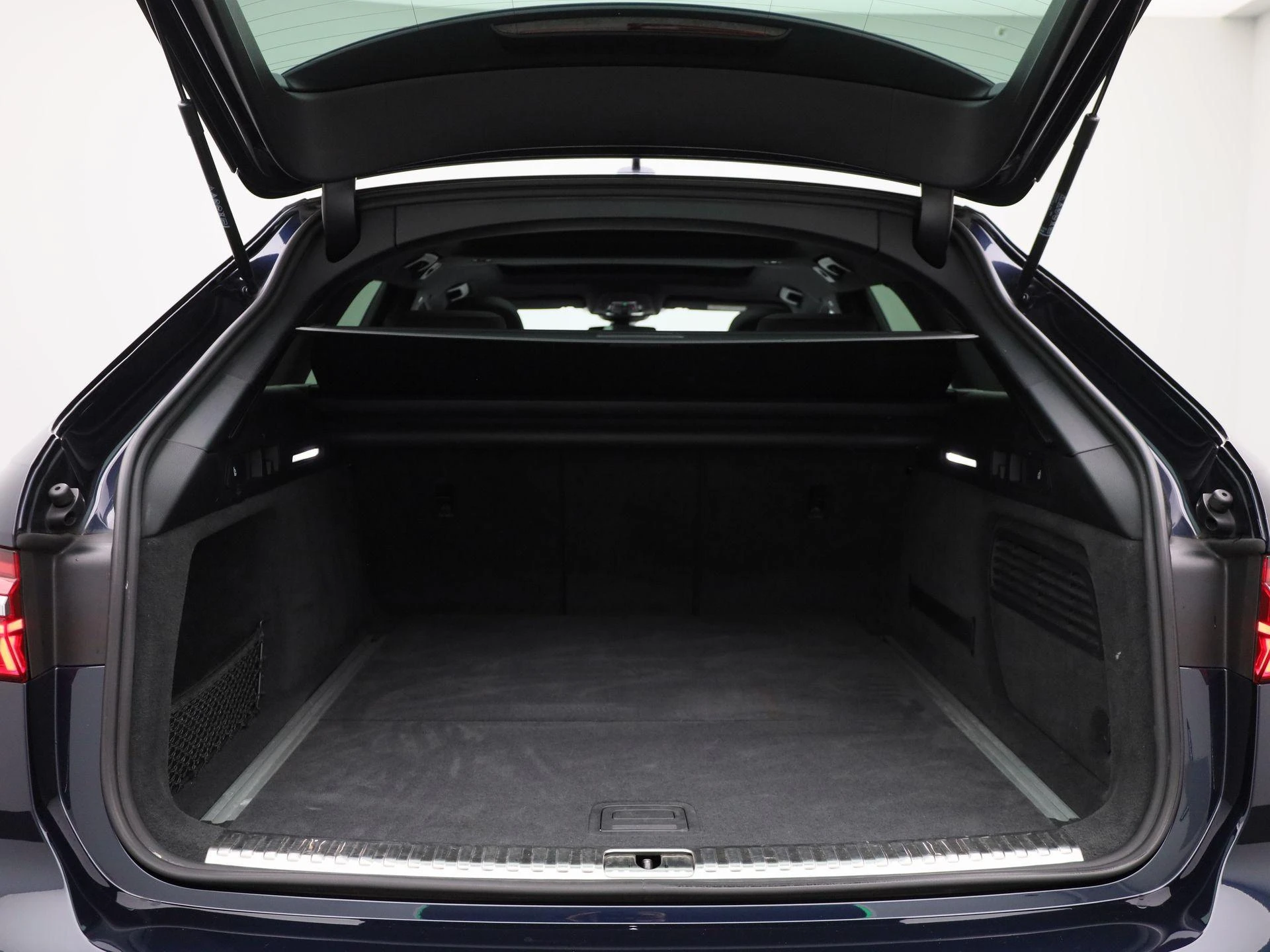 Audi A6 Avant 40 TFSI Advanced edition