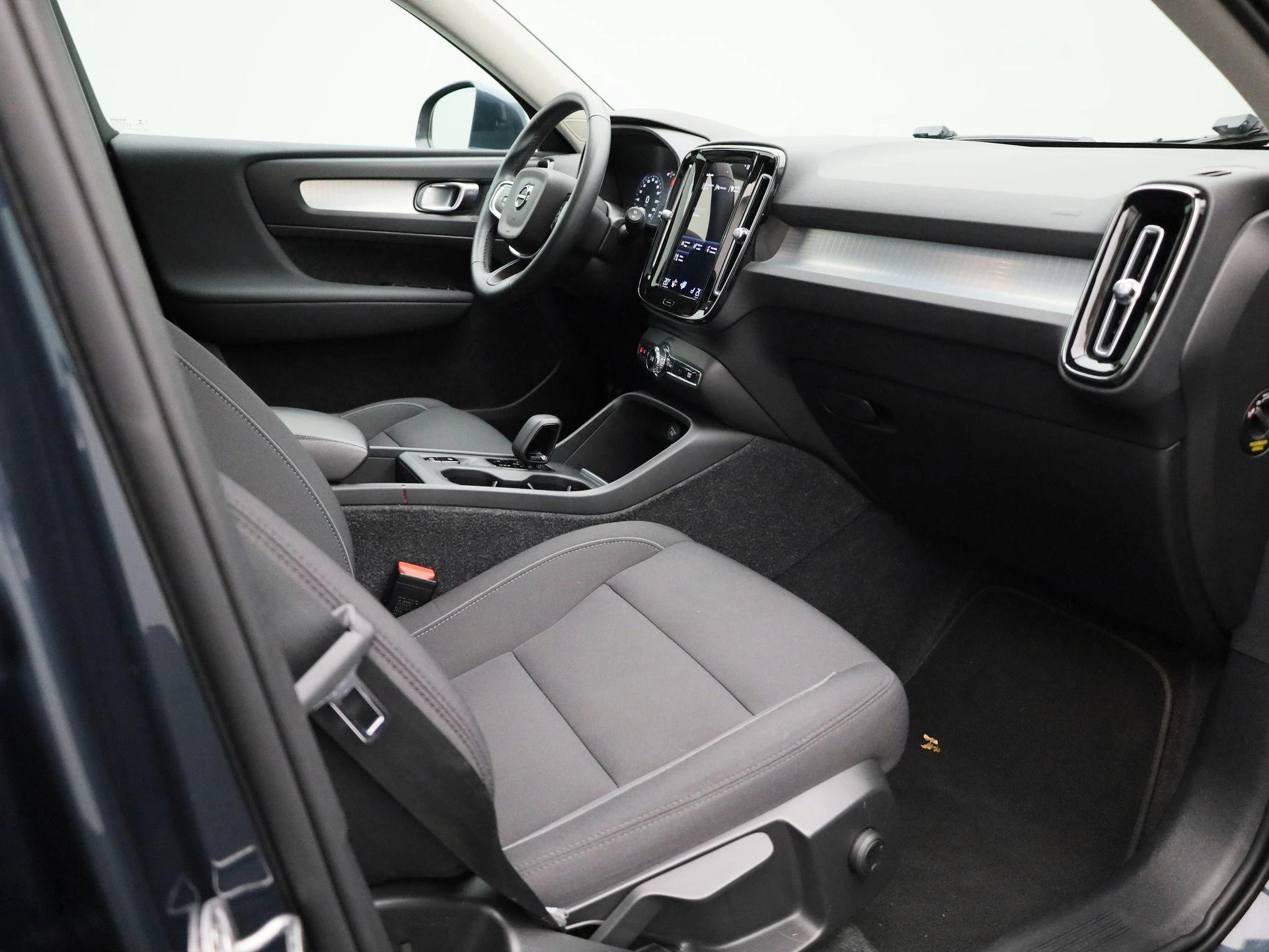 Volvo-XC40-image-36
