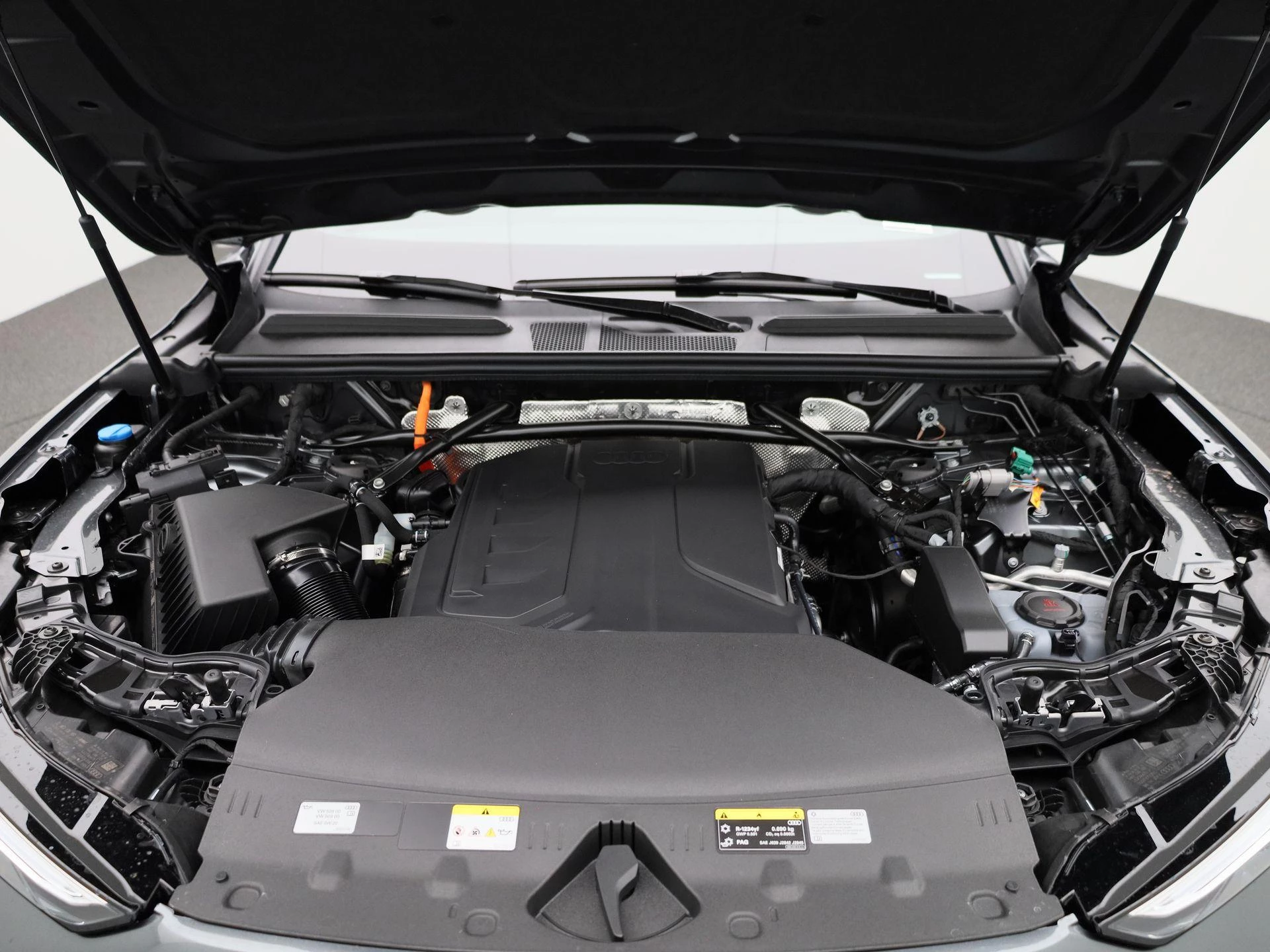 Audi Q5 2.0 TFSI e-hybrid quattro S edition Competition