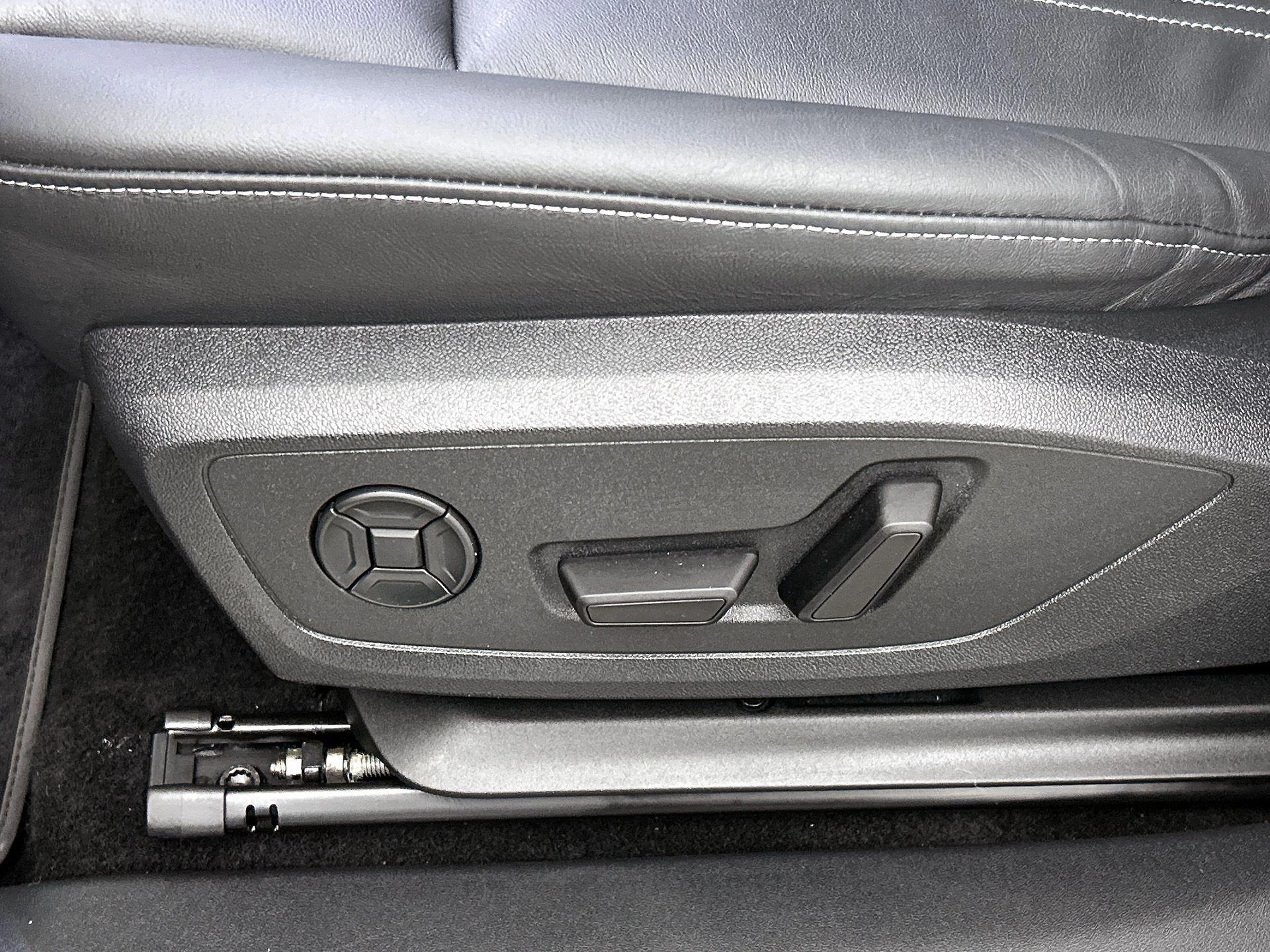 Audi-Q4 Sportback e-tron-image-24