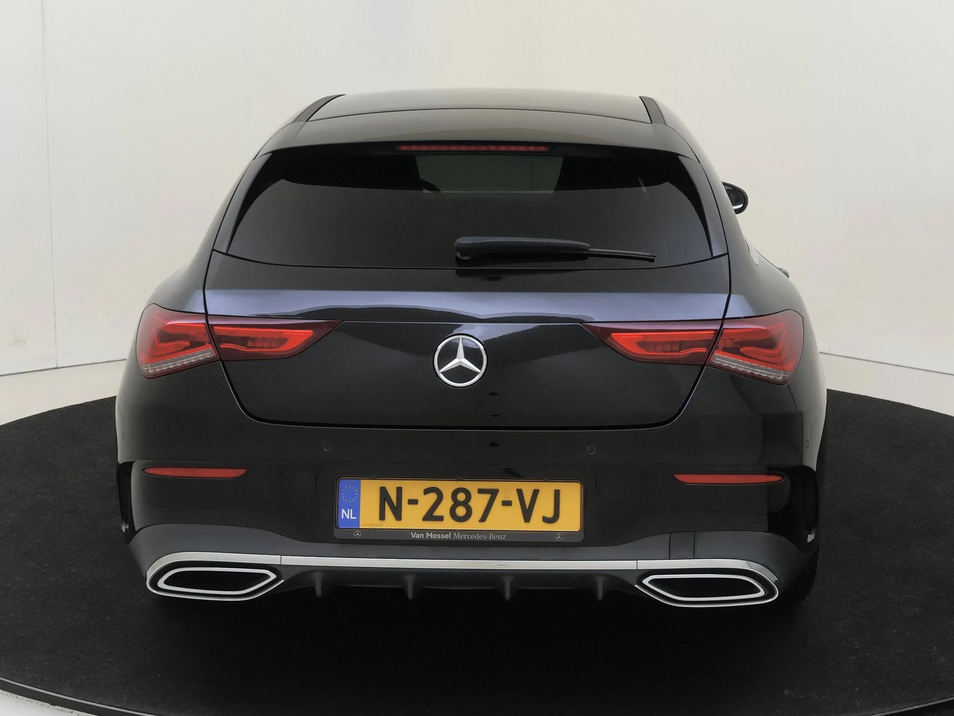 Mercedes-Benz CLA Shooting Brake 180 Business Solution AMG