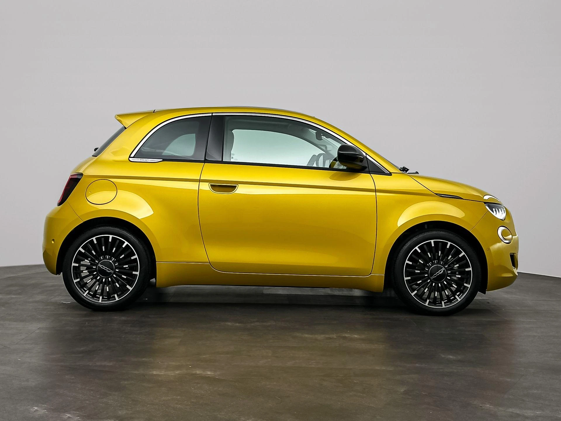 Fiat-500-image-4