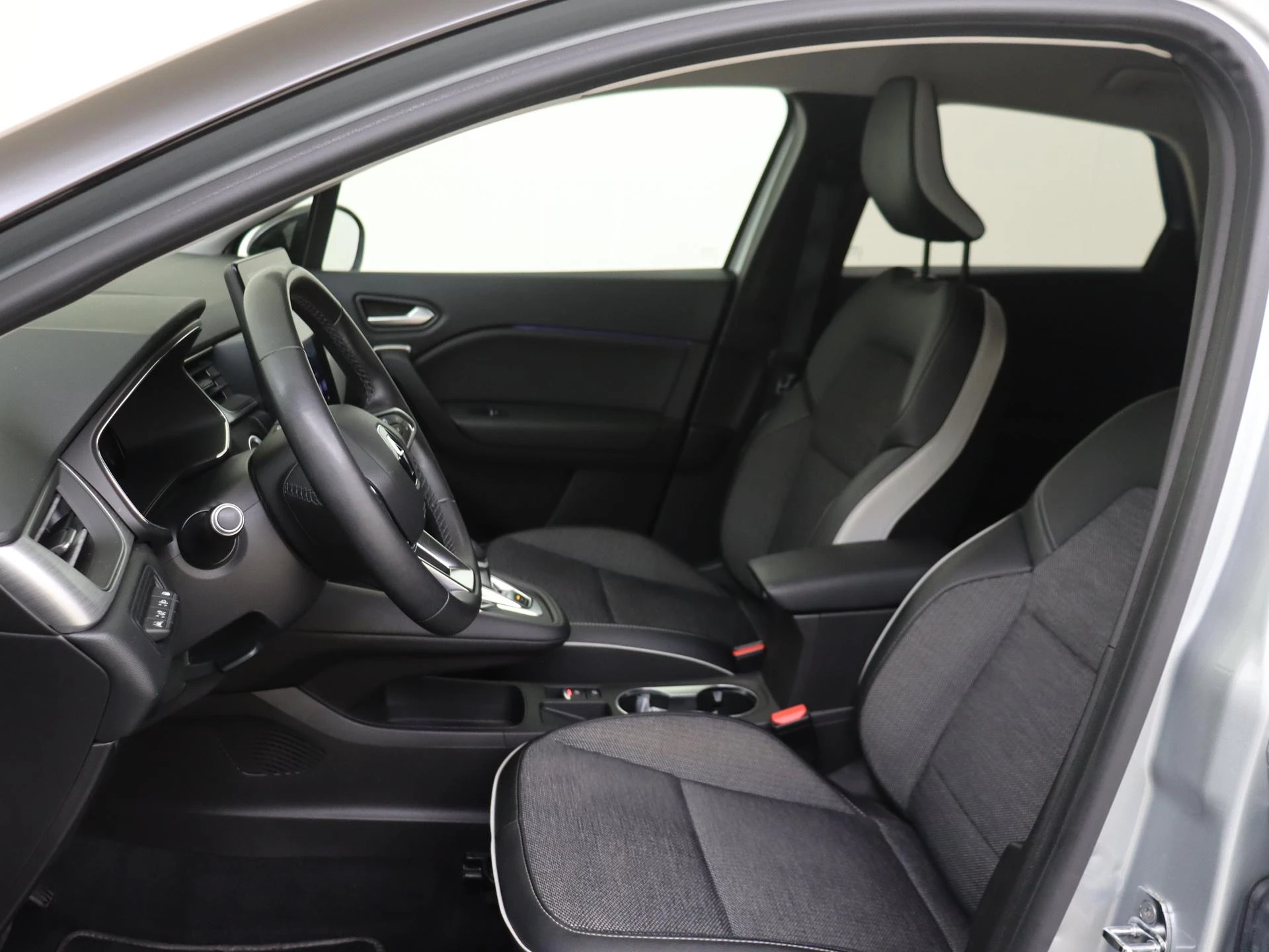 Renault-Captur-image-10