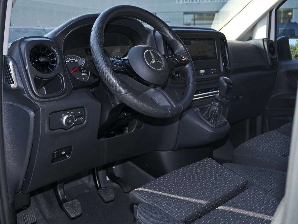 Mercedes-Benz-Vito 116-image-7