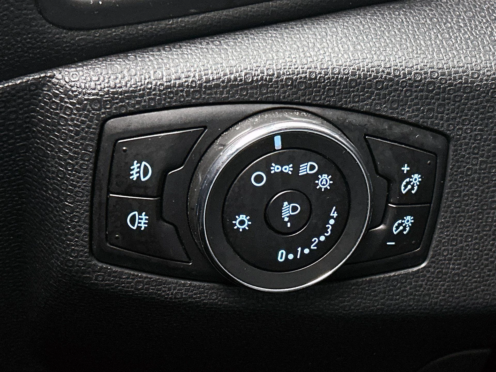 Ford-EcoSport-image-22