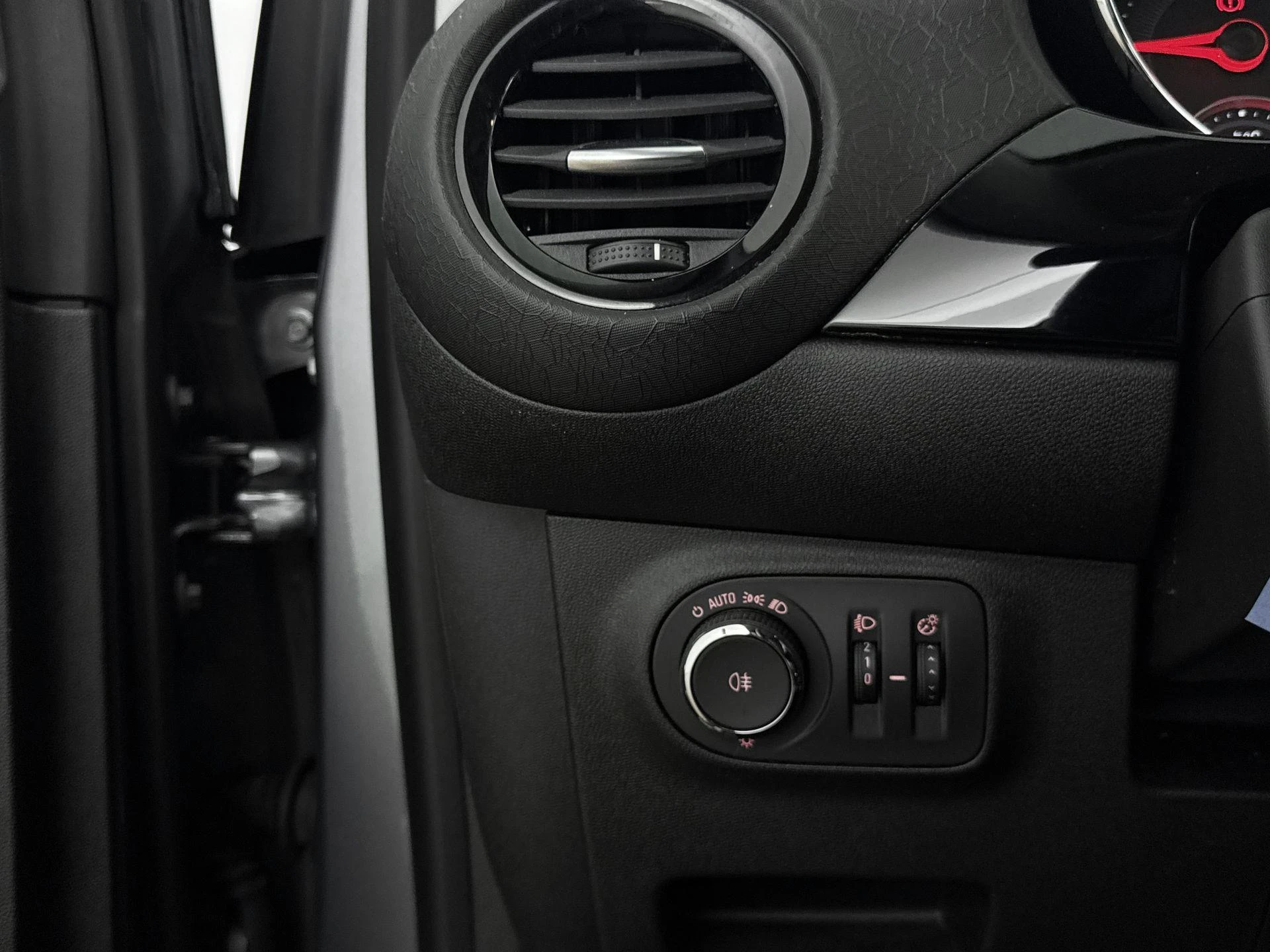 Opel-ADAM-image-15