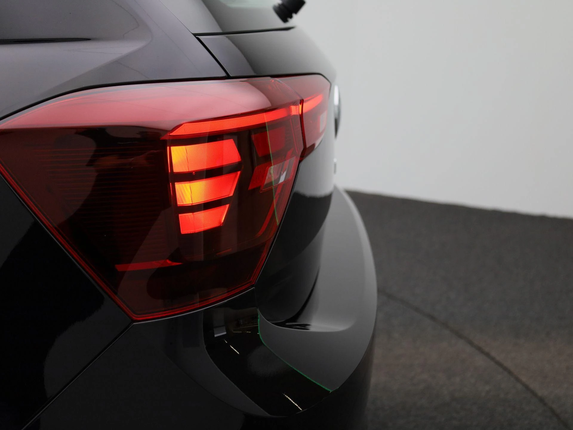 Volkswagen-Polo-image-37