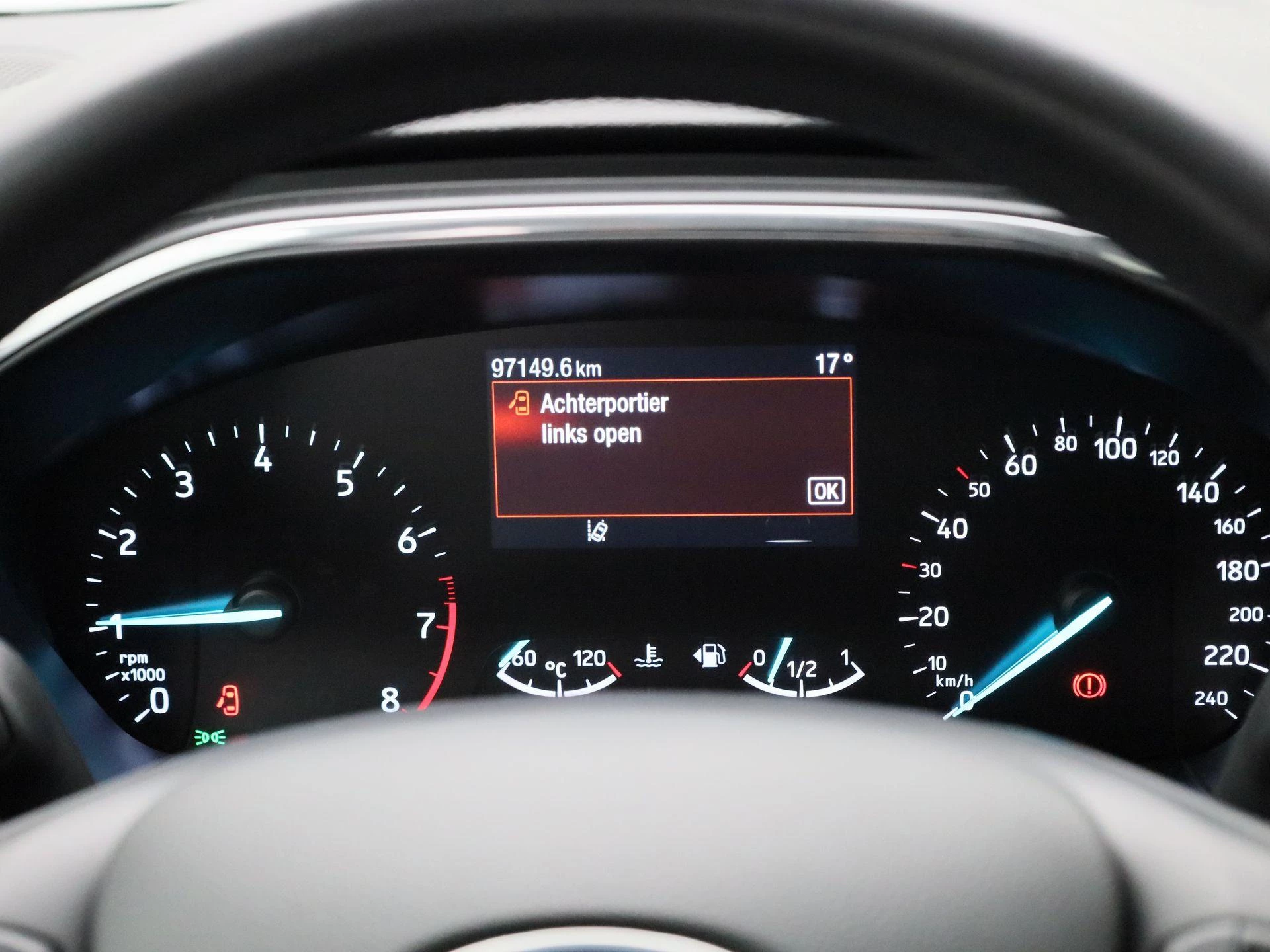 Ford Focus Wagon 1.0 EcoBoost Hybrid Titanium