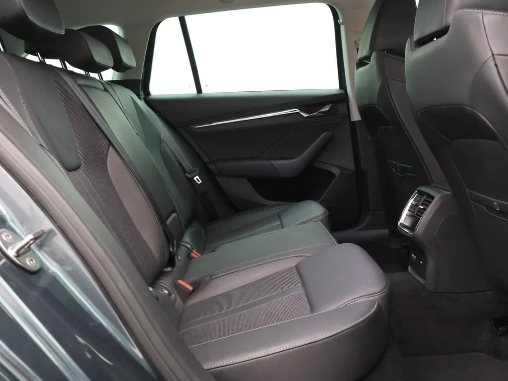 Škoda-Octavia-image-11