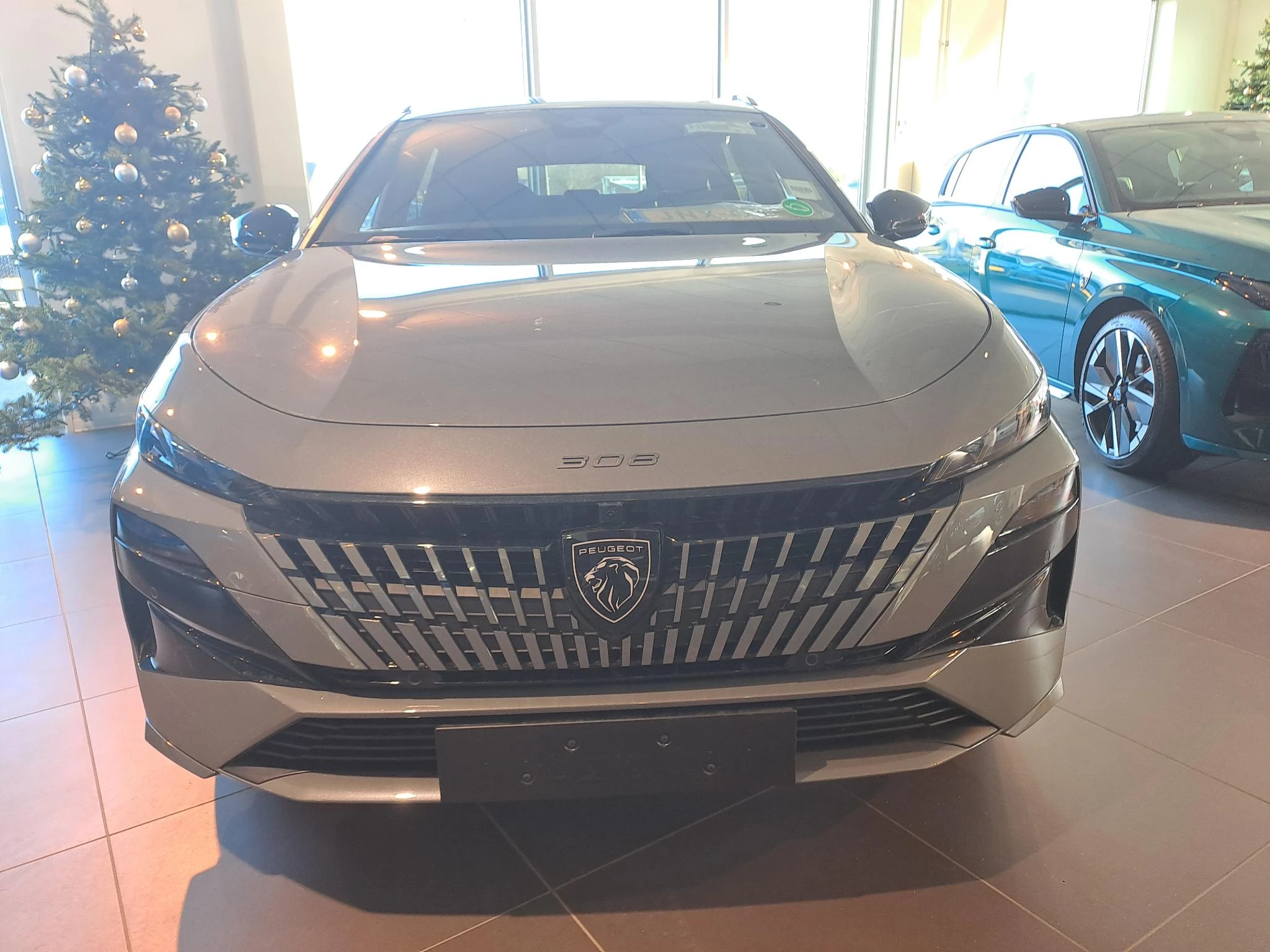 Peugeot-e-308-image-4