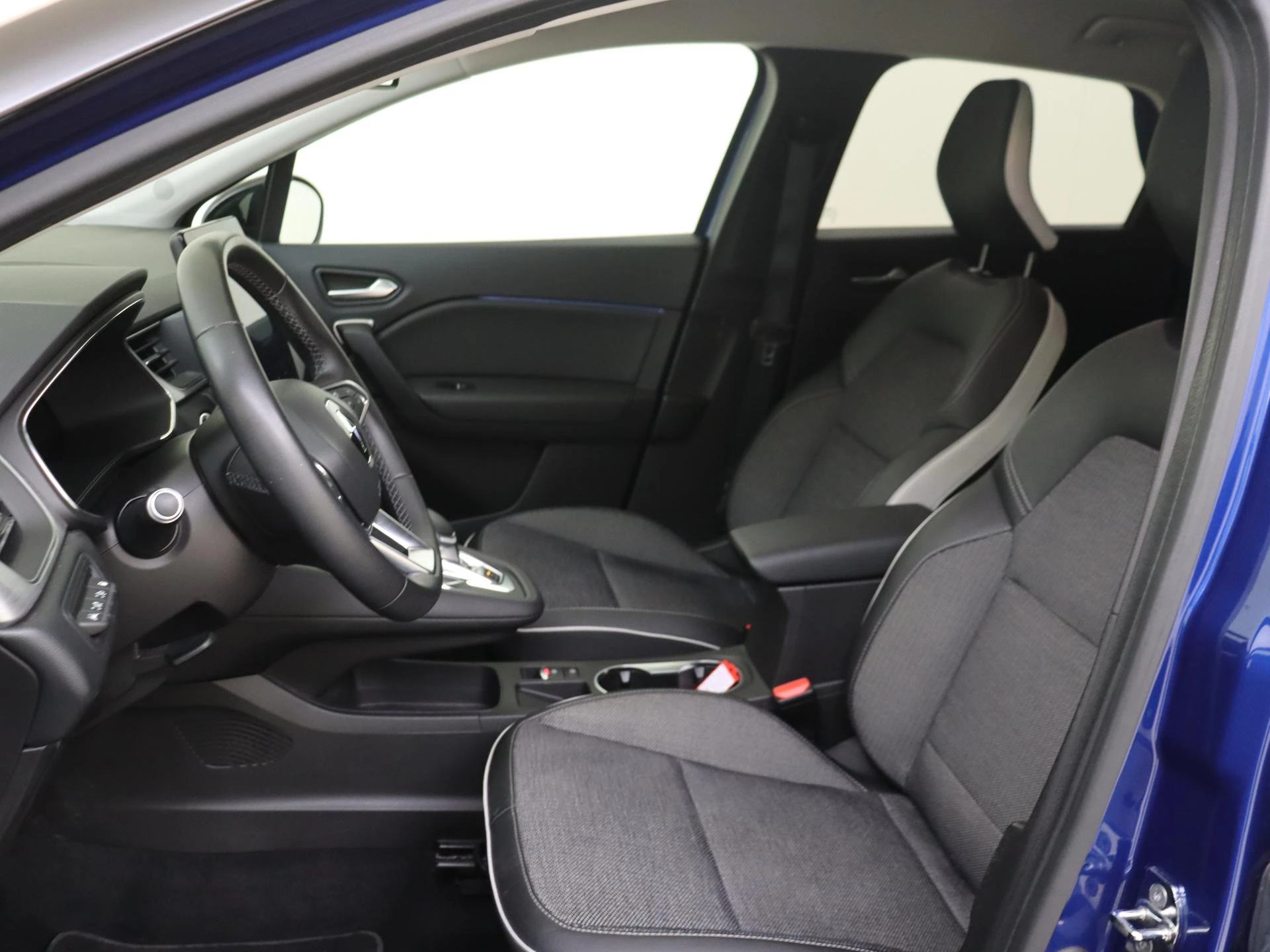 Renault-Captur-image-10