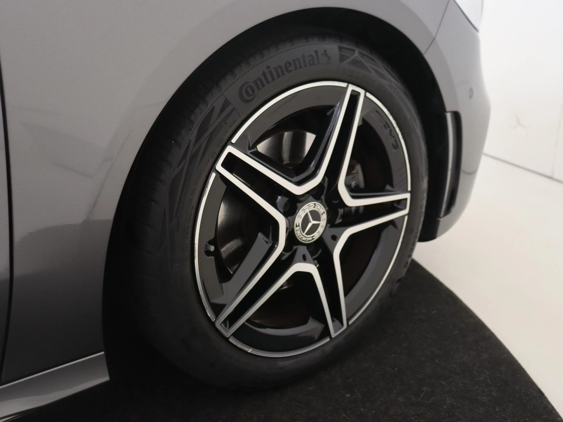 Mercedes-Benz-B-Klasse-image-31