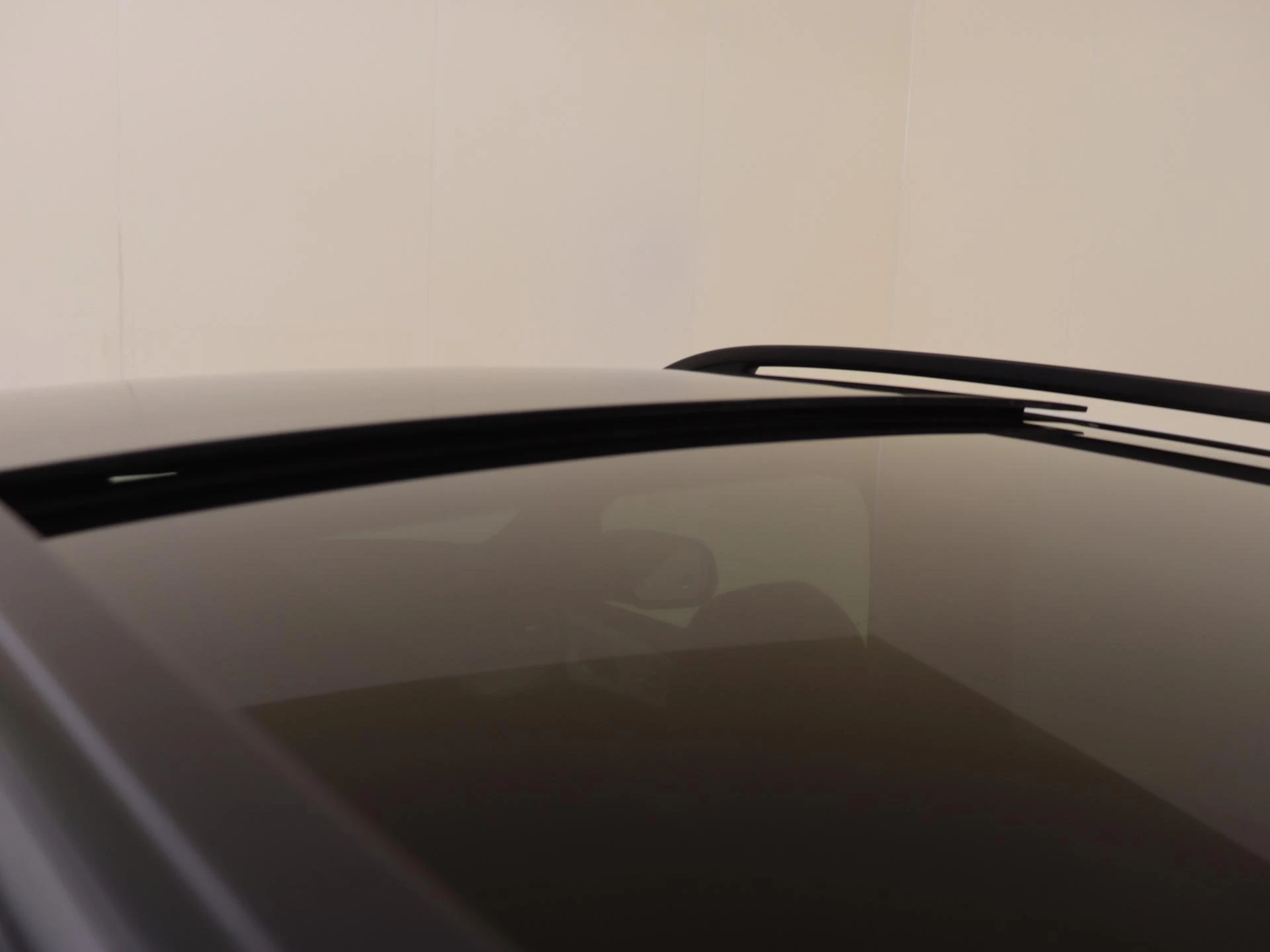 Mercedes-Benz-GLE-image-28