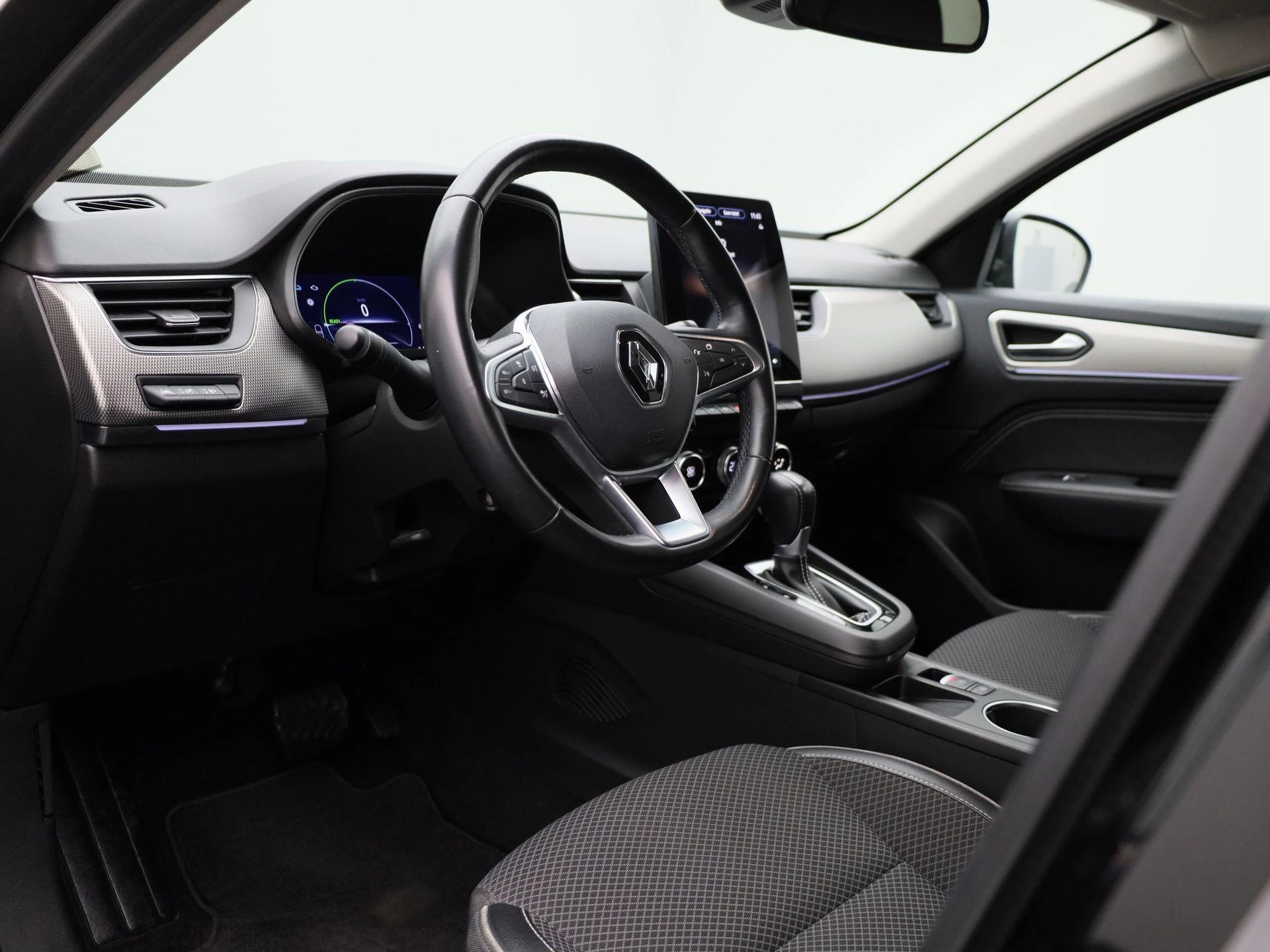 Renault-Arkana-image-27