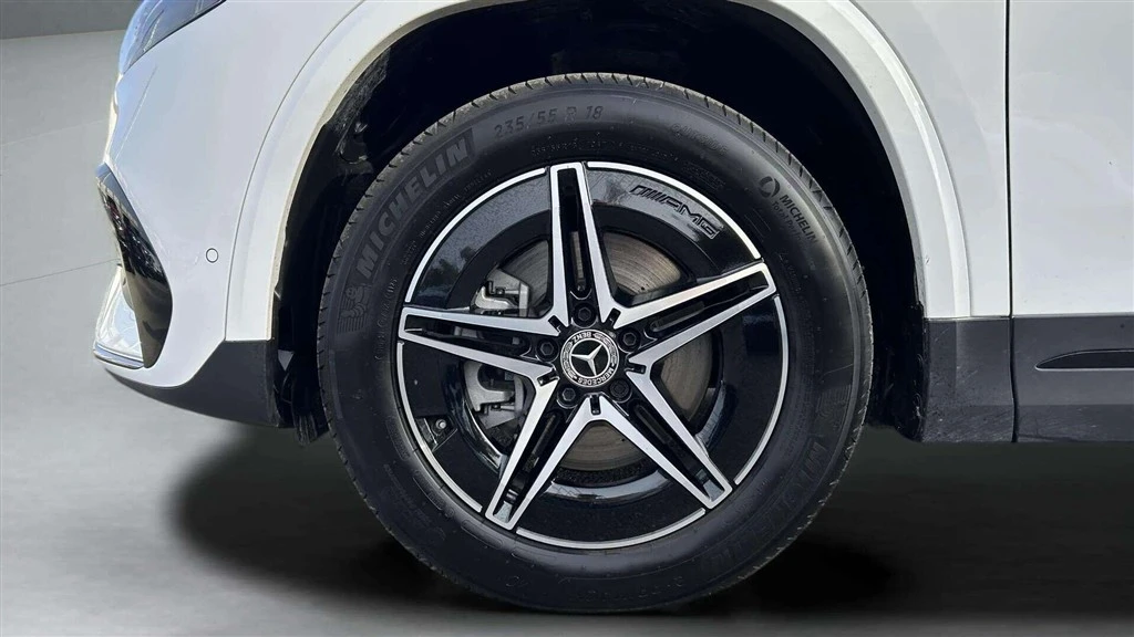 Mercedes-Benz-EQA-image-8