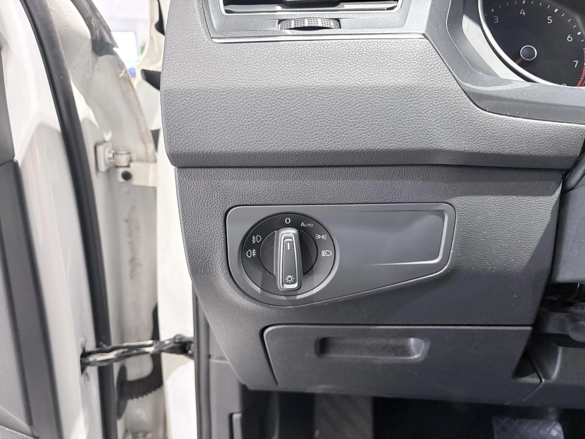 Volkswagen-Tiguan Allspace-image-13