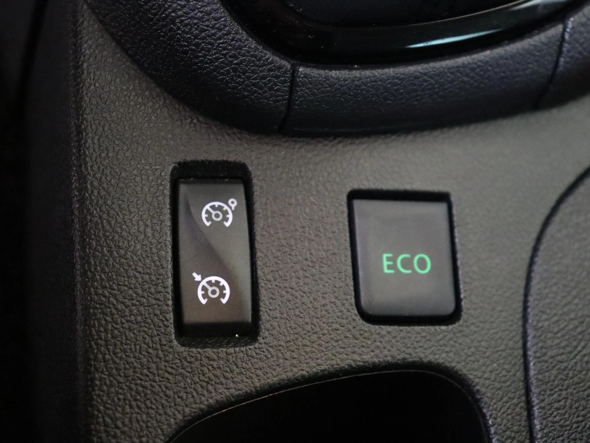 Renault-Clio-image-20