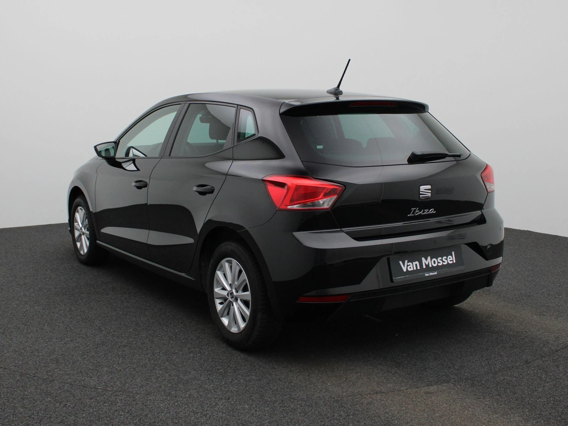 SEAT-Ibiza-image-1