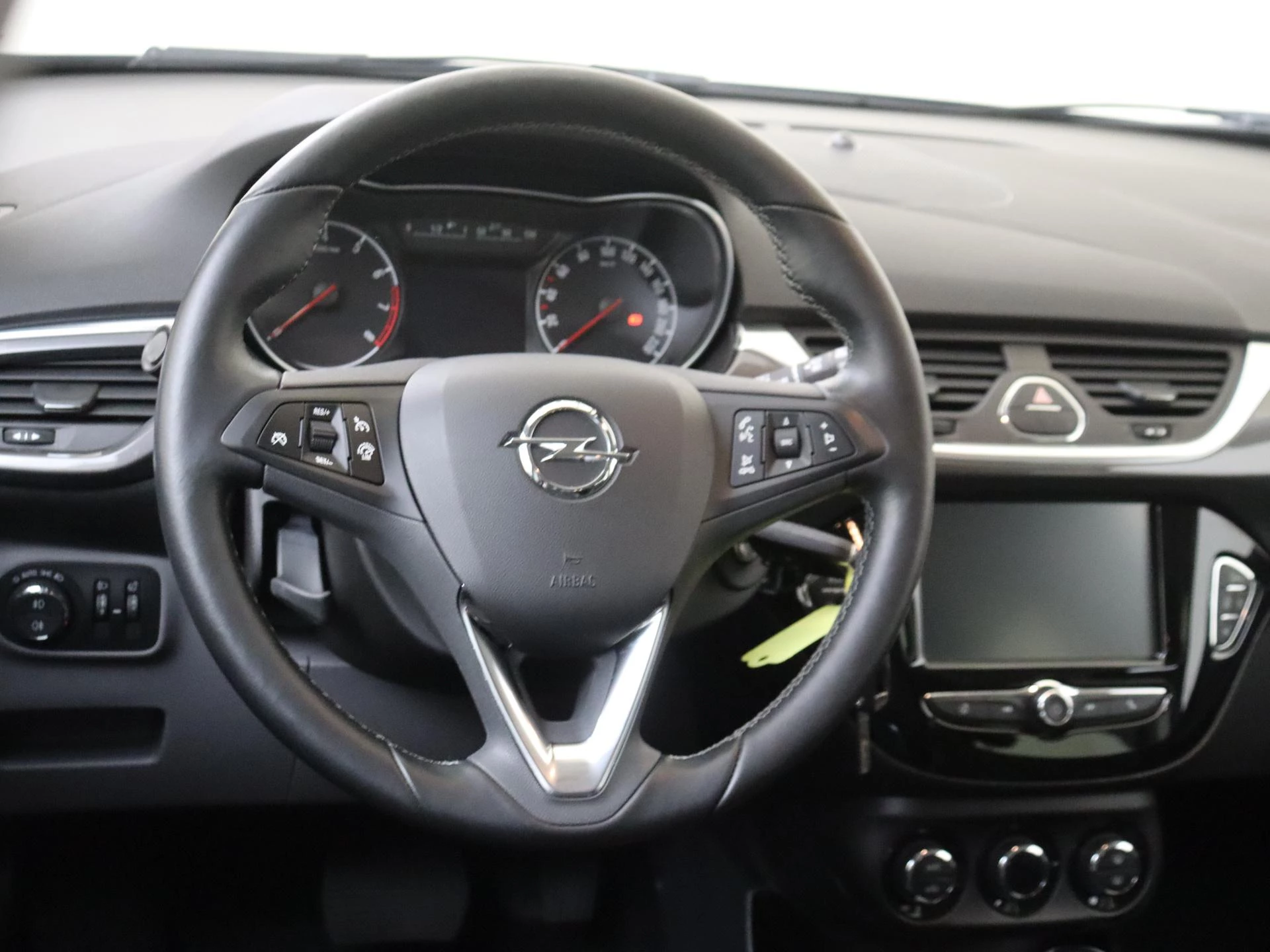 Opel-Corsa-image-9