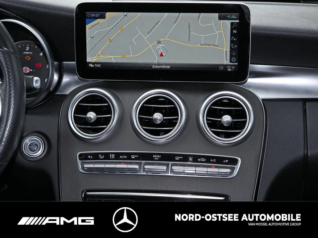 Mercedes-Benz C-Klasse 300 de T AMG AHK SPUR TOTWINKEL MULTIBEAM KAM AMG Line