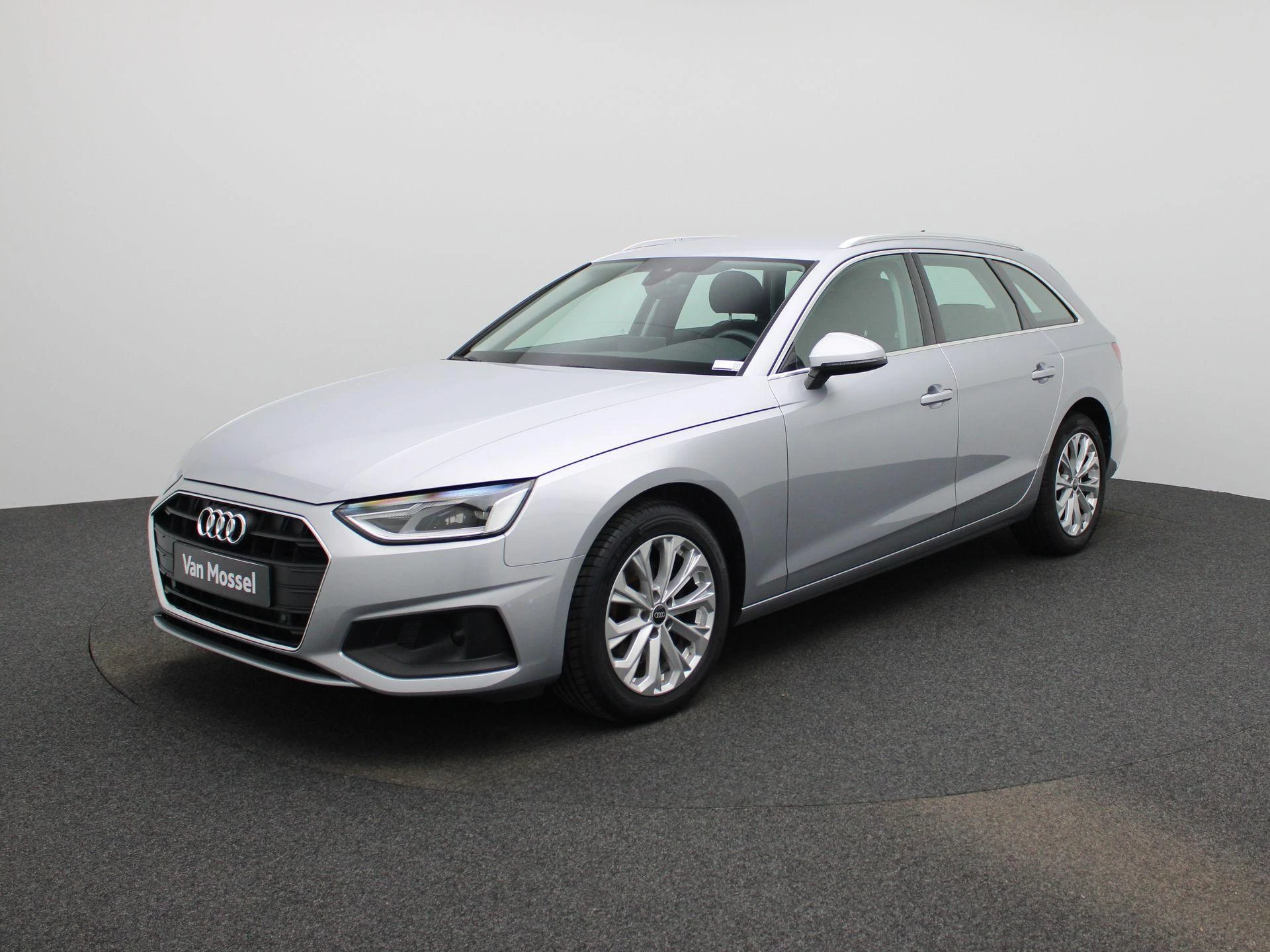 Audi-A4-image-0