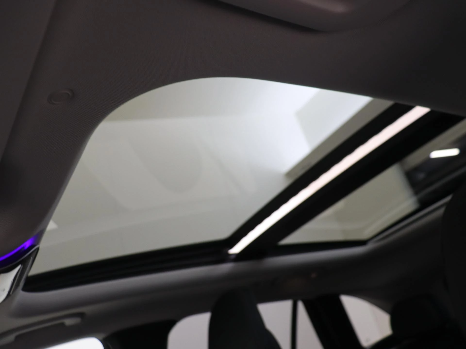 Mercedes-Benz-GLC-image-26