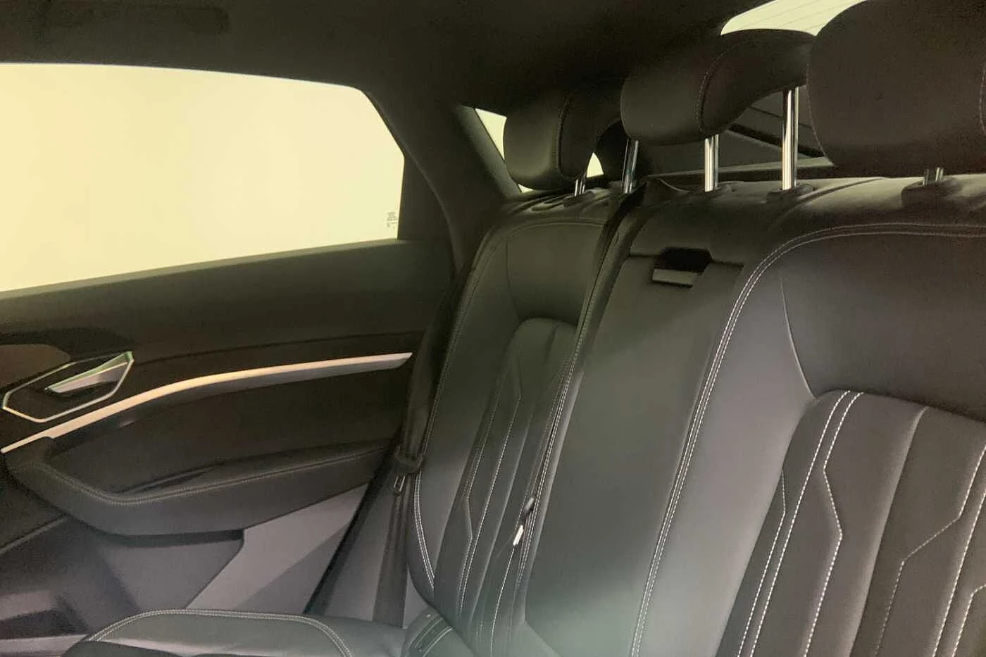 Audi-e-tron-image-9