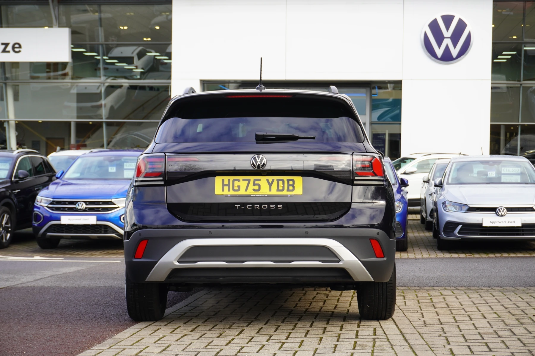 Volkswagen-T-Cross-image-13
