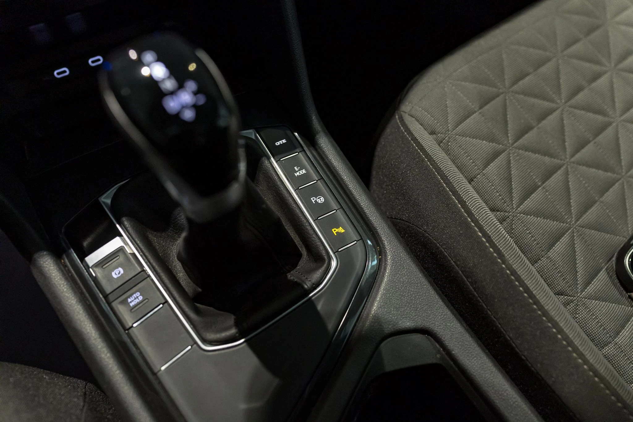 Volkswagen-Tiguan-image-35