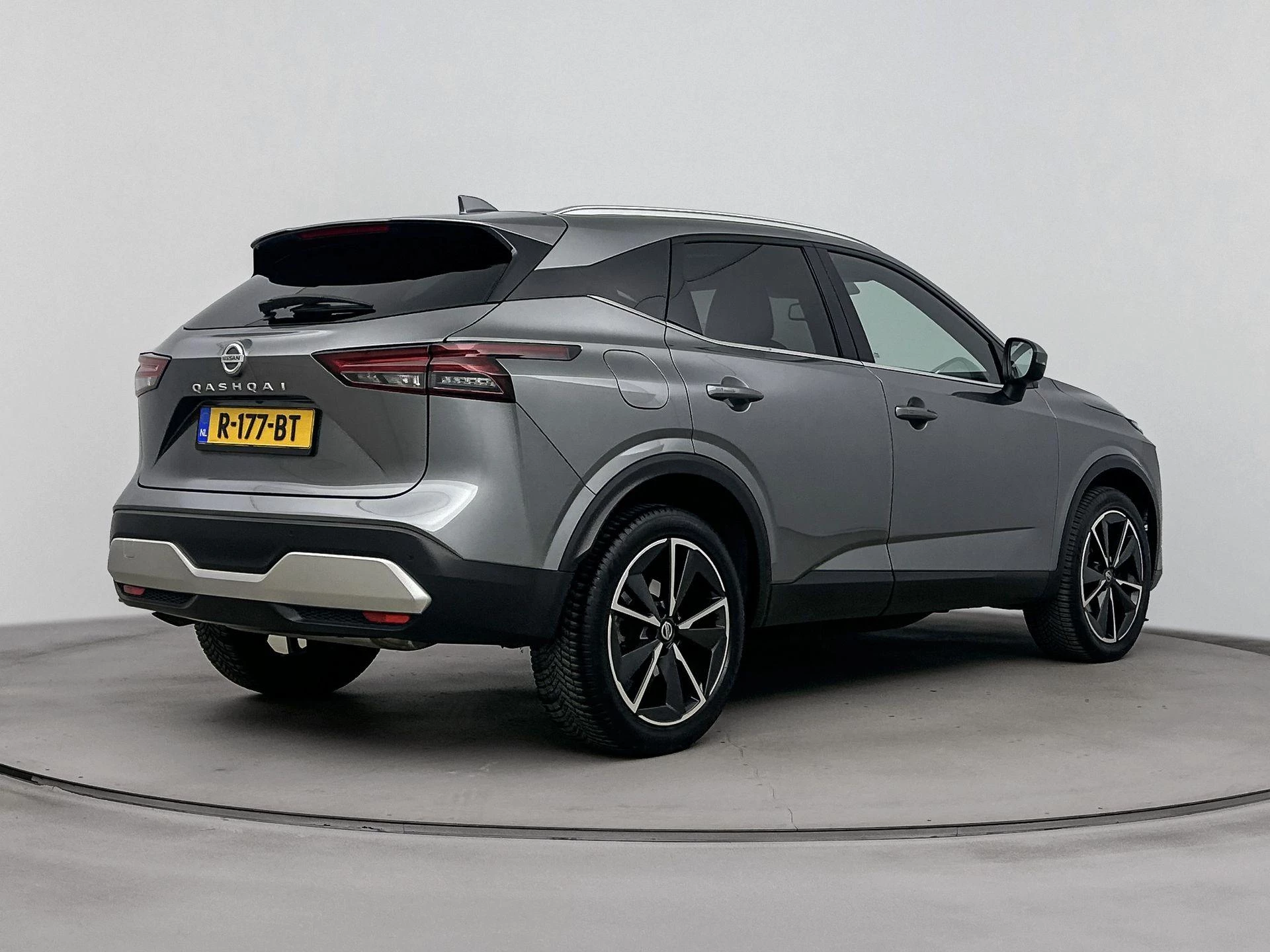 Nissan-QASHQAI-image-6
