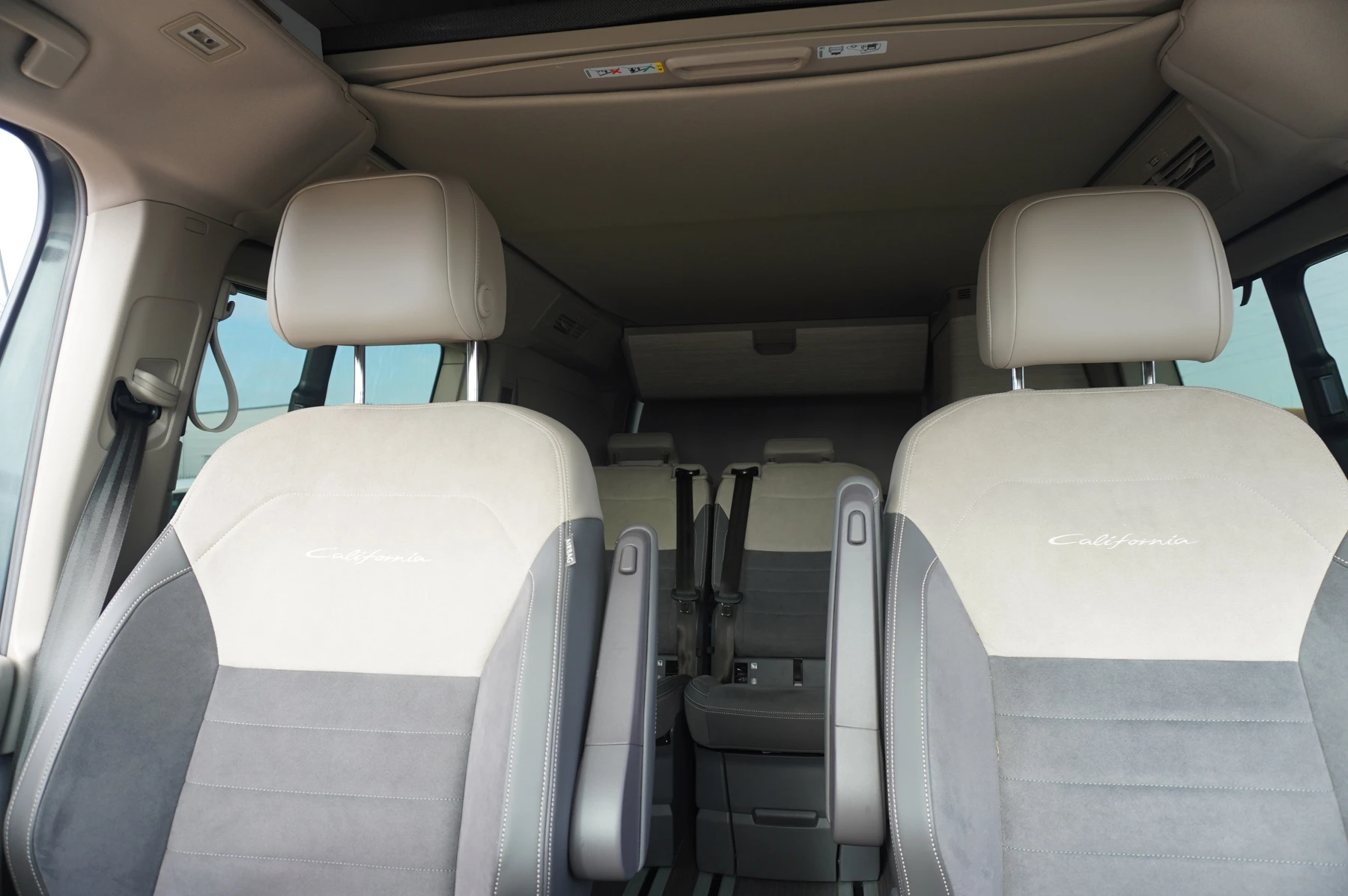 Volkswagen-California-image-44