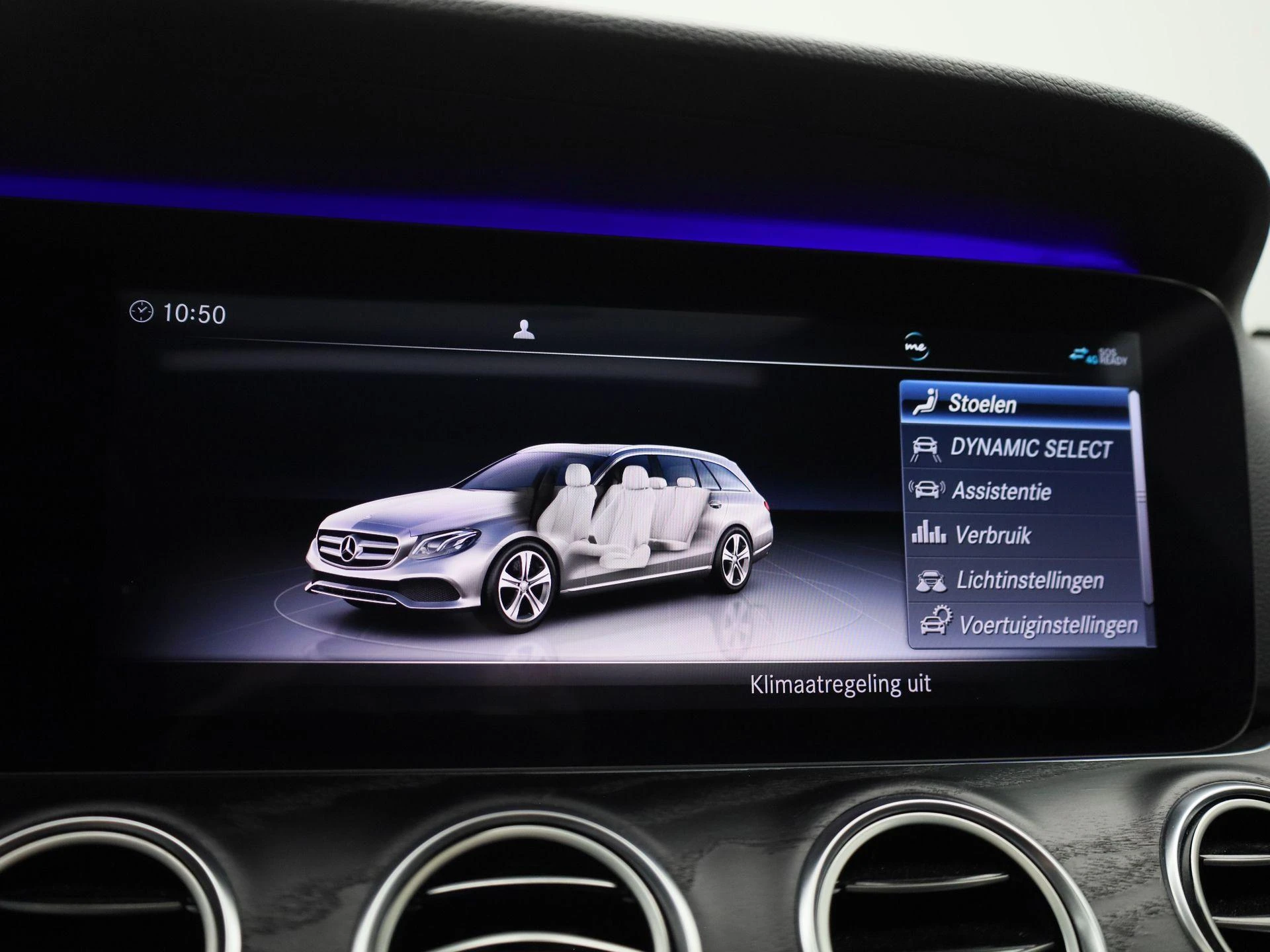 Mercedes-Benz-E-Klasse-image-32