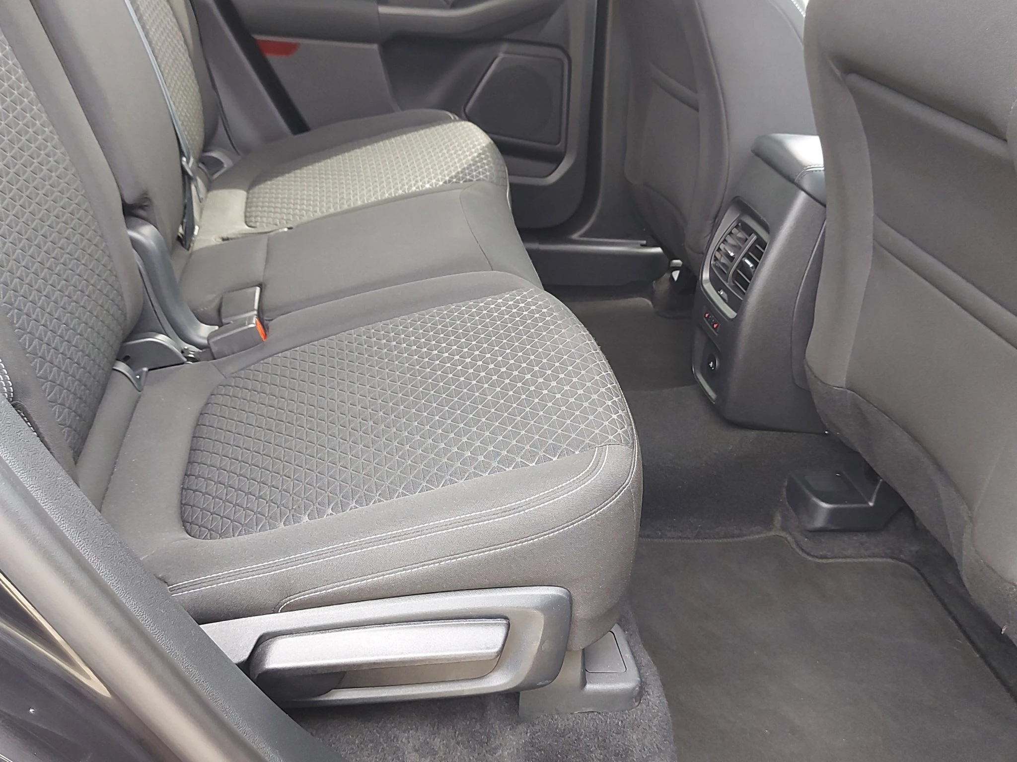 Ford Kuga Titanium WINT.PKT*TECH.PKT*GJR*LED*RFK*AHKV