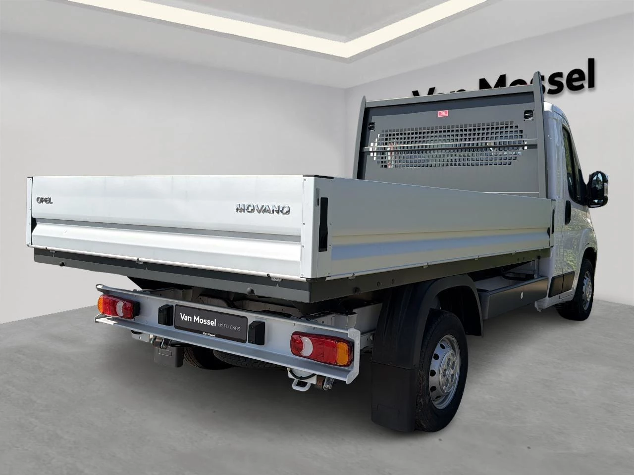 Opel Movano 3500 2.2 L Turbo D 103kW L2 Light
