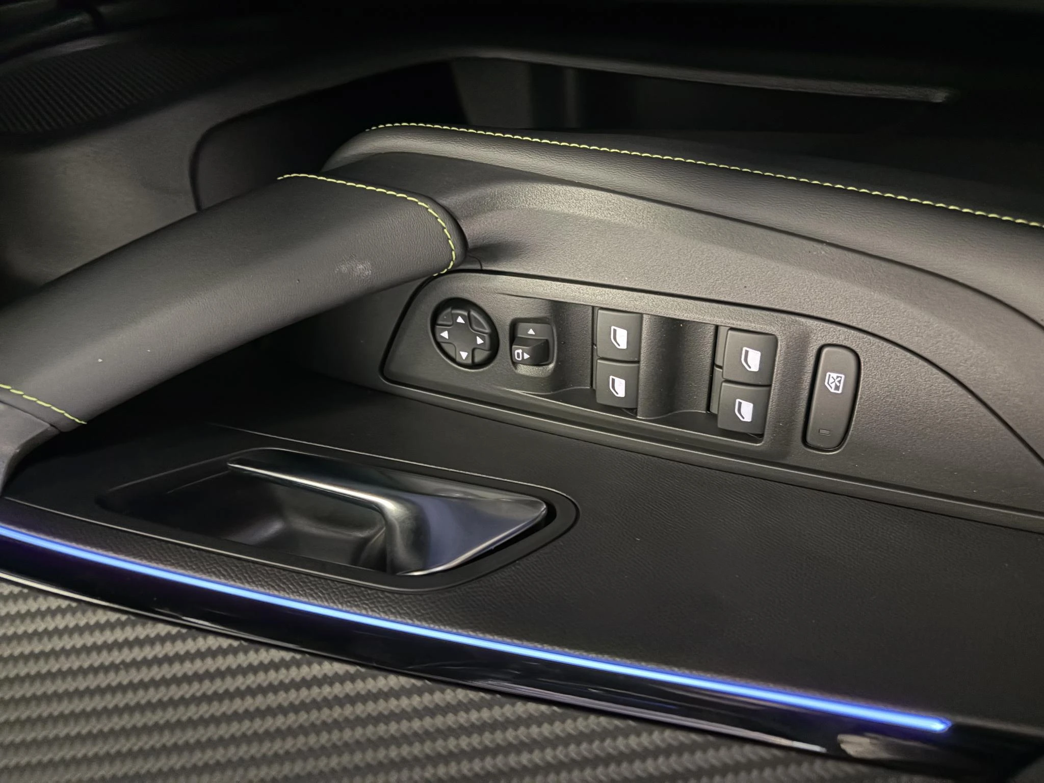 Peugeot-2008-image-16