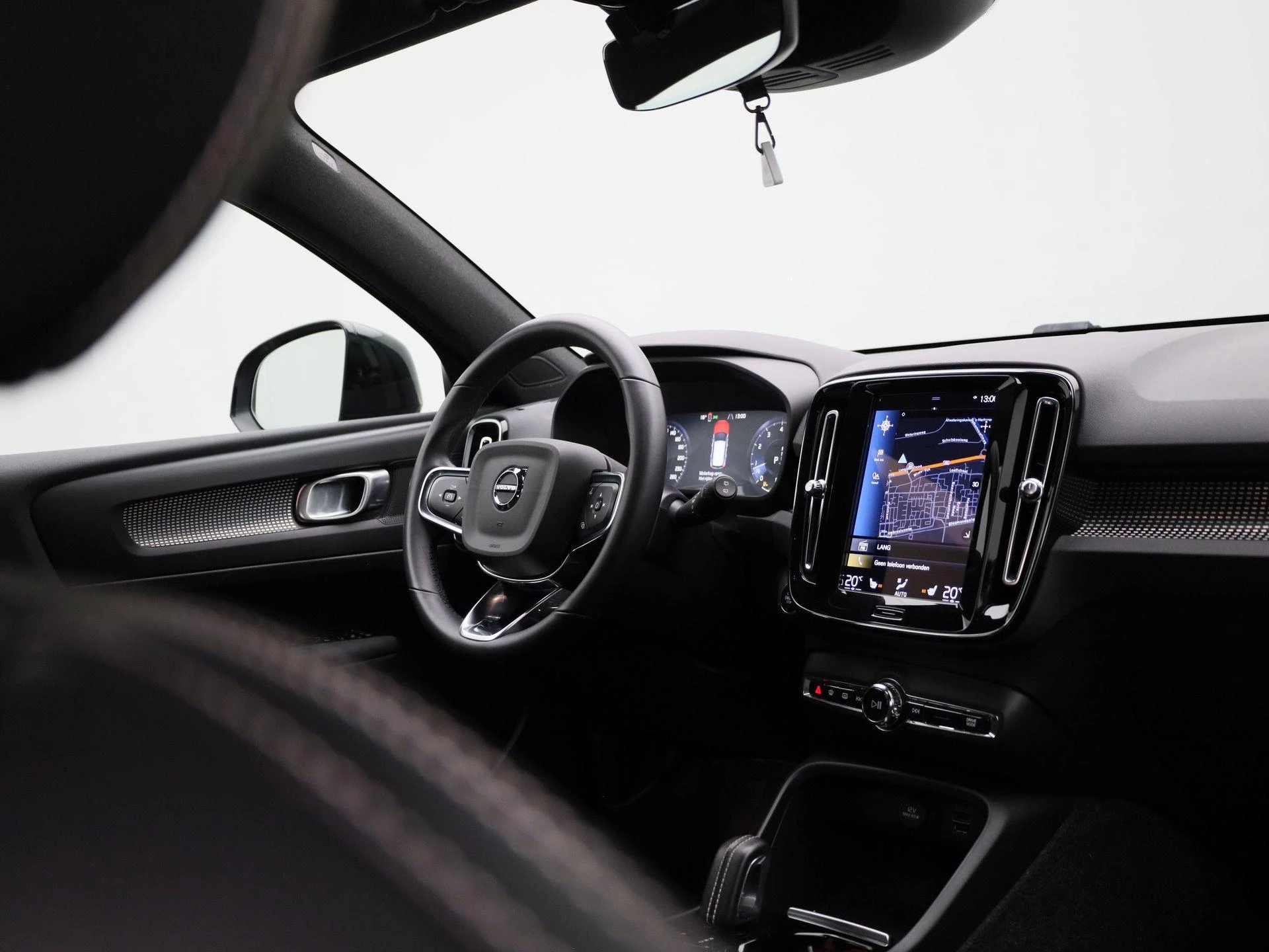 Volvo-XC40-image-33