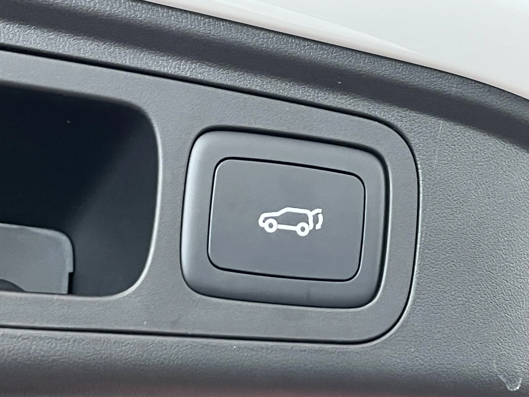 MG-S6 EV-image-9