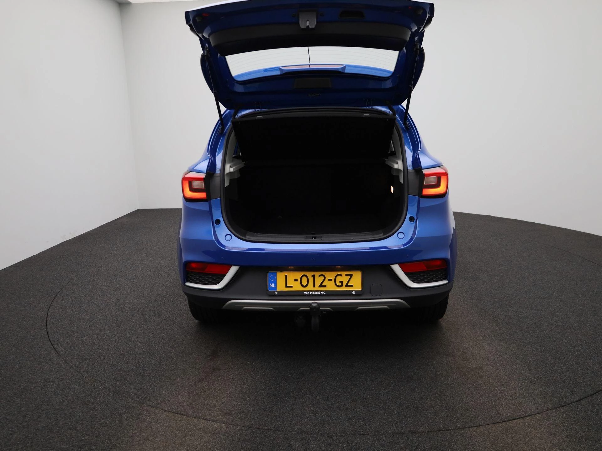 MG-ZS EV-image-10
