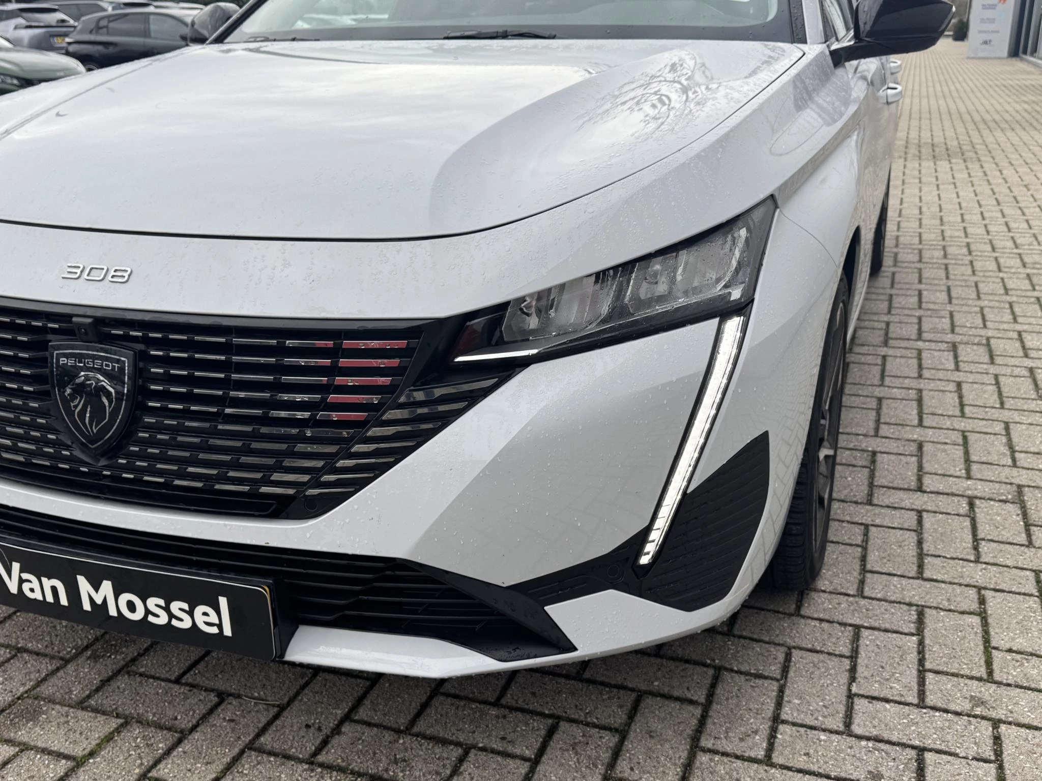 Peugeot-308-image-10