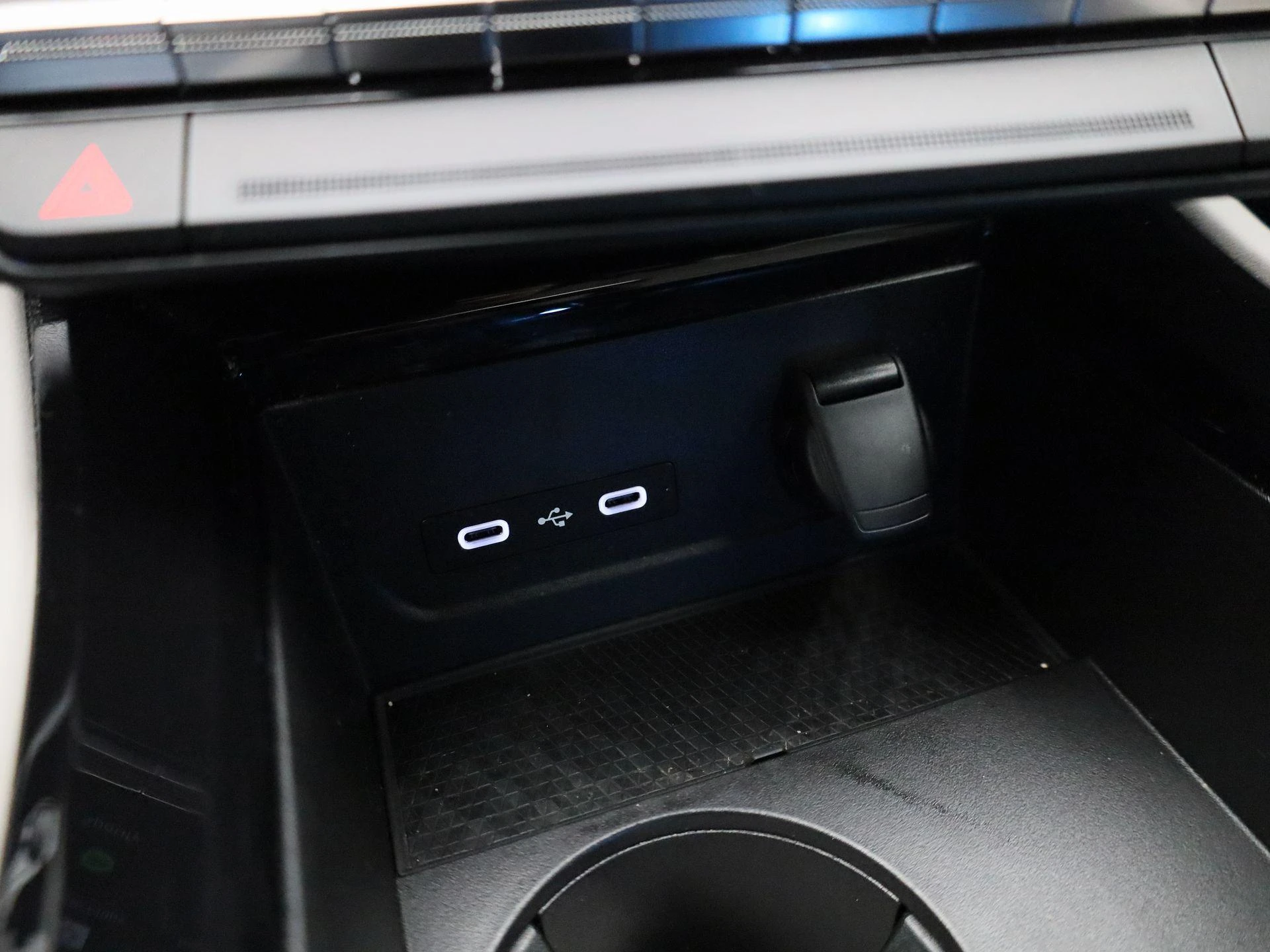 Renault Espace E-Tech full hybrid 200 iconic 5p.